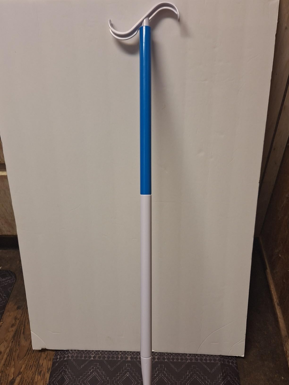 35.5 Inch Long Handled Shoe Horn, Dressing Stick, Sock Remover Aid Helper - Versatile, Adjustable Dressing Aid for Shoes, Socks, Shirts, Pants - Long Shoe Horn, Shoe Horn Long Handle for Seniors customer photo 1