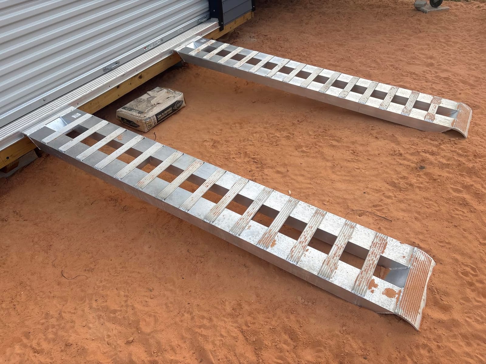 GEN-Y Hitch Heavy Duty Aluminum Loading Ramps, Set of 2, 8 Feet x 15