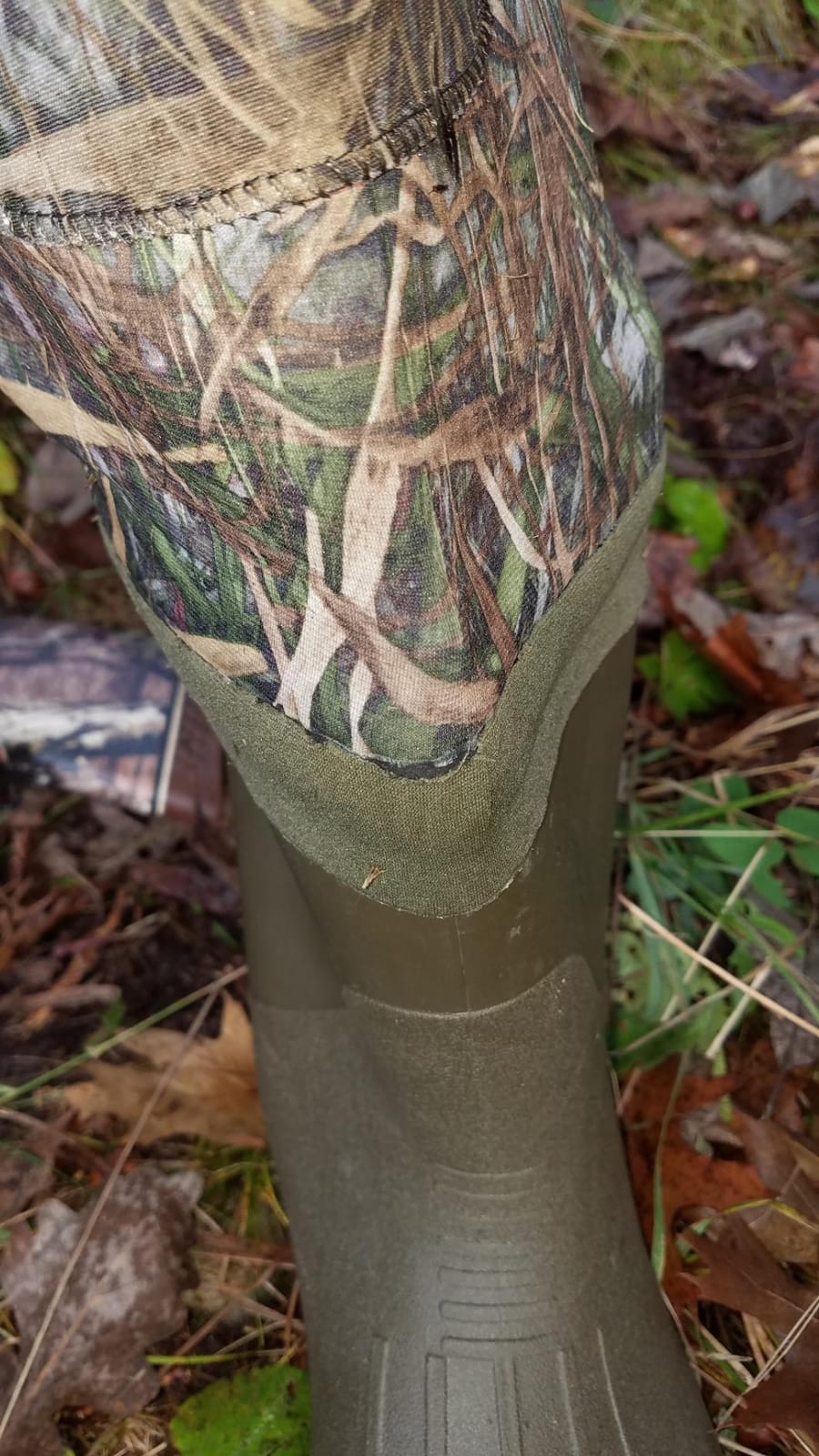 Foxelli Chest Waders, Waterproof 4mm Neoprene Hunting & Fishing Waders for Men & Women with Boots customer photo 2