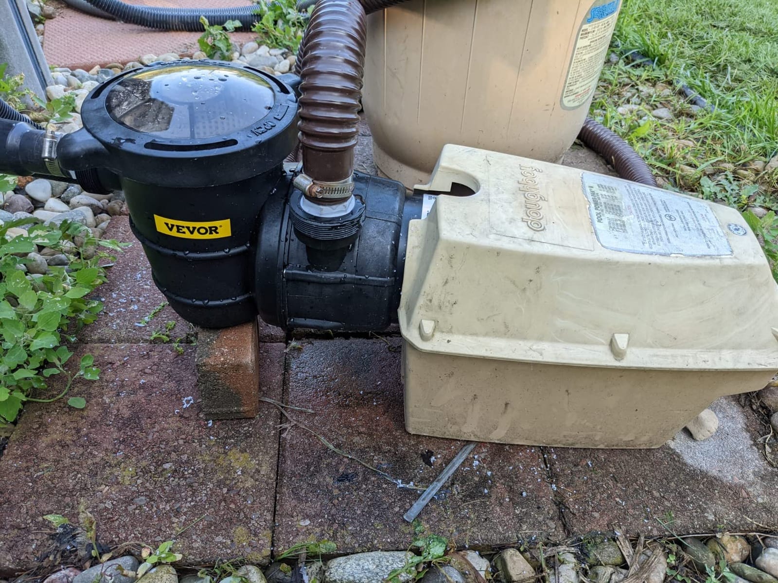 VEVOR Swimming Pool Pump 1.5 HP 5280 GPH Max Flow Single Speed Pump, 115 V customer photo 2
