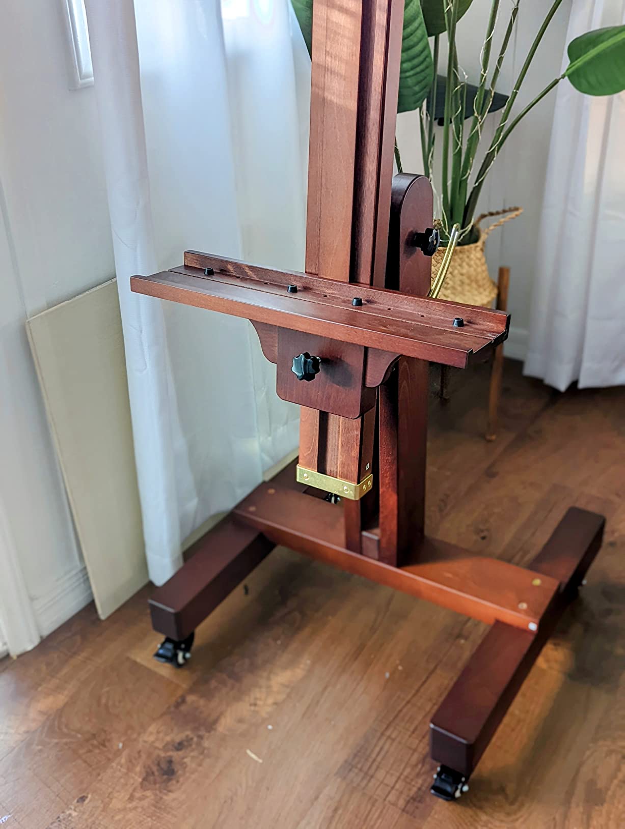 VISWIN Studio Heavy-Duty Easel, Holds Canvas Up to 71