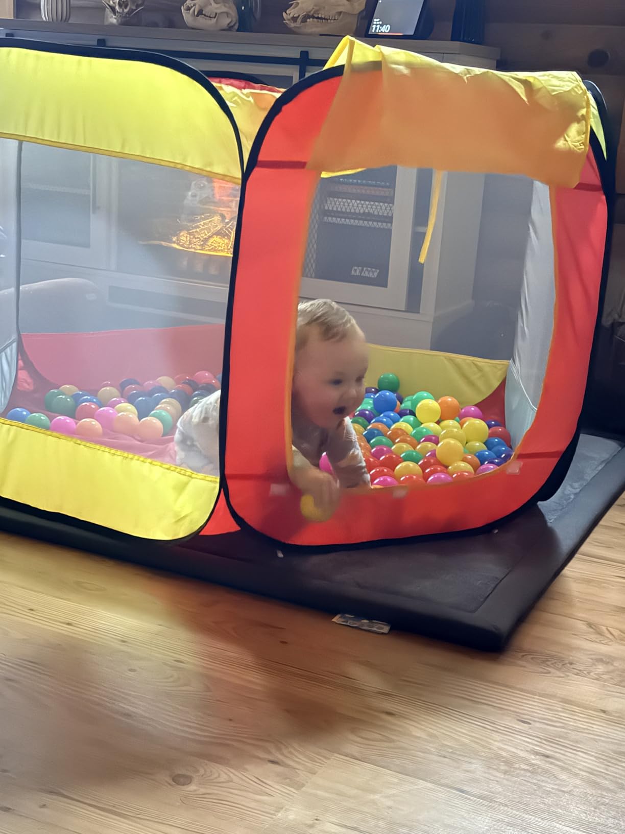 Vanland Ball Pit Balls, Plastic Playpen Toys for Babies Toddlers and Kids | Multicolored, Phthalate Free, BPA Free, Crush Proof Plastic, Reusable with Storage Bag, Suitable for Tents, pools and Party customer photo 1
