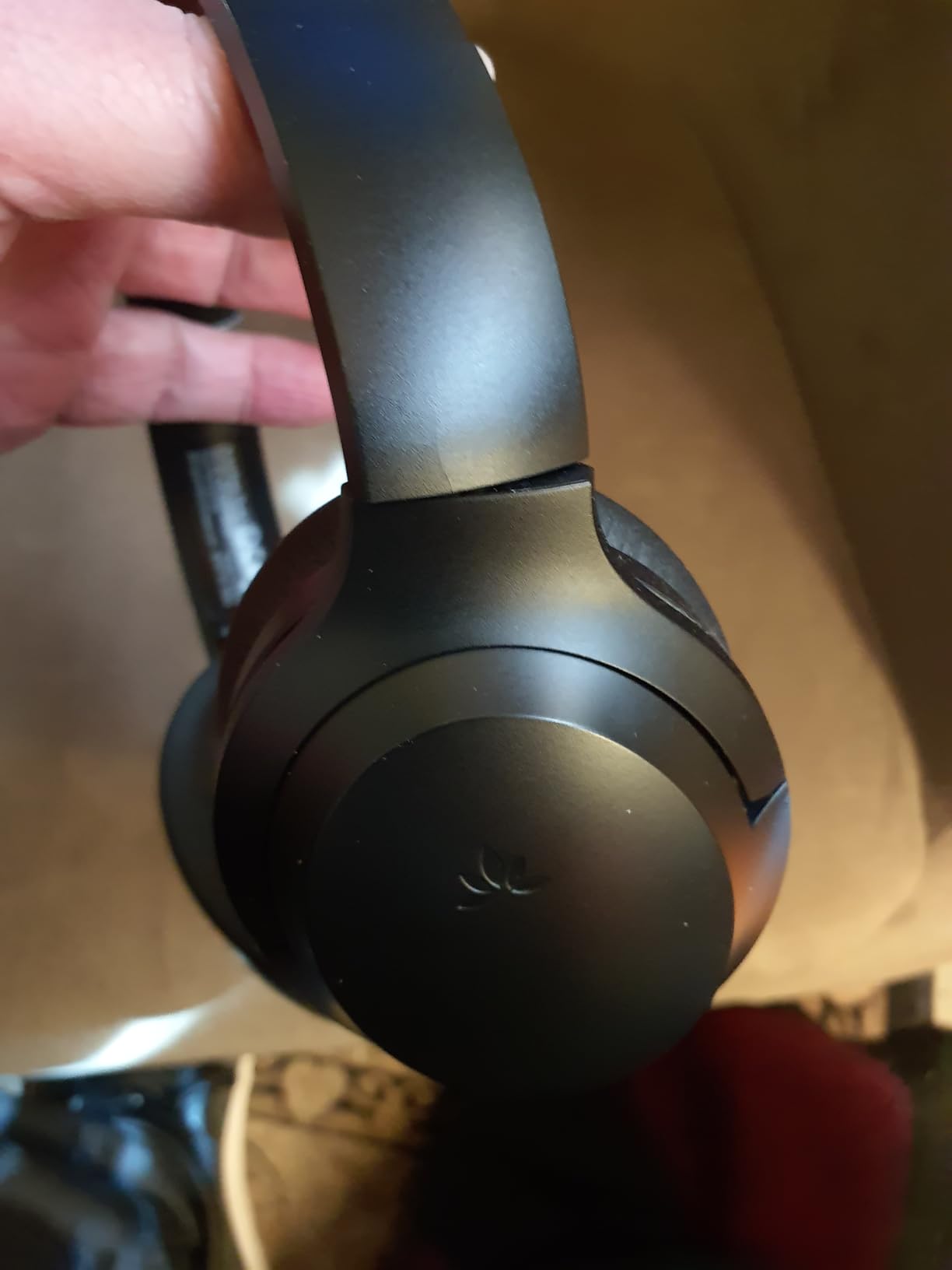 Avantree Duet - Dual Wireless Headphones for TV Watching | Clear Voice & Loud Volume for Seniors and Hard of Hearing, Easy Plug & Play Setup, with 2.4GHz RF Transmitter & Charging Dock customer photo 2