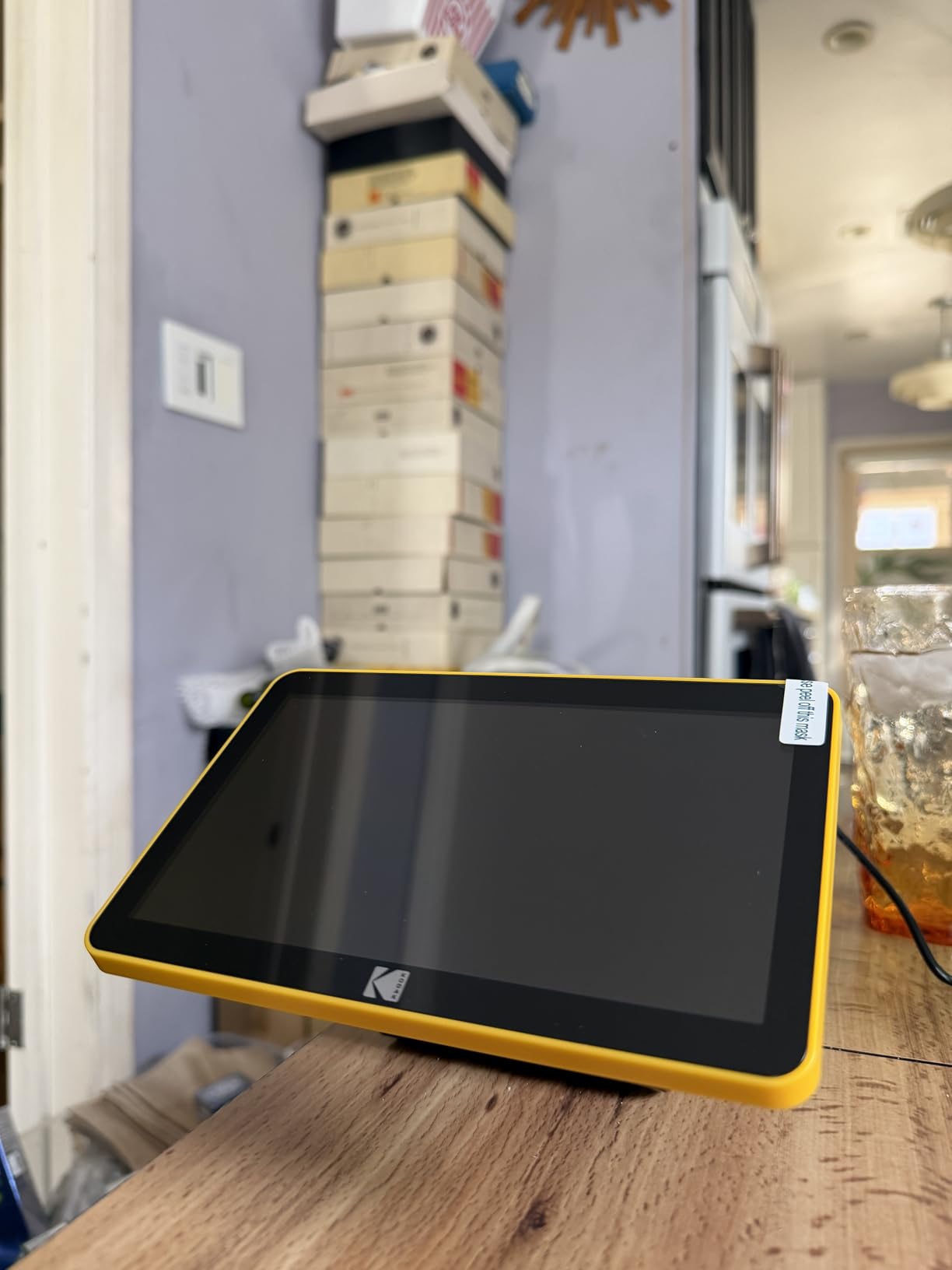 KODAK Slide N Scan Max Digital Film Scanner - Black/Yellow - Tiltable 7-Inch LCD with Gallery Mode & Photo Scanner Preview - Quick-Feed Tray for Slide Digitizer customer photo 1