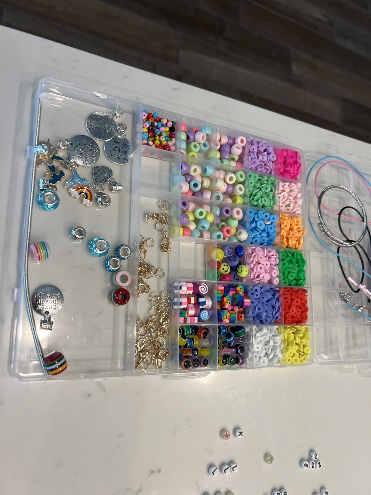 leitait Girls Toys Bracelet Making Kit -3400pcs Charm Jewelry Making Kit Supplies,Unicorn/Mermaid Crafts Birthday Christmas Gifts for Girls Ages 5 6 7 8 9 10 11 12 Years Old customer photo 1