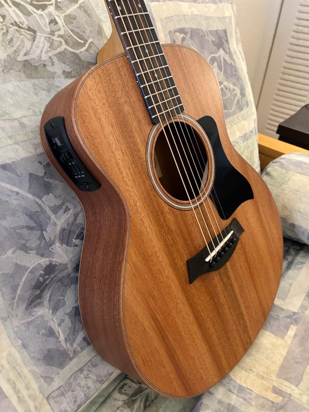 Taylor GS Mini-e Mahogany Acoustic-electric Guitar - Natural customer photo 2