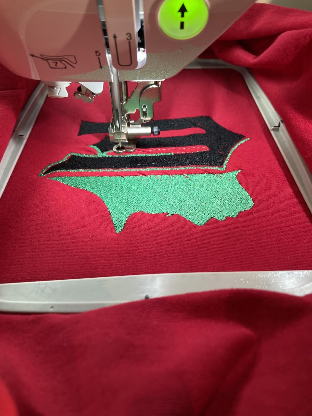 Brother SE2000 Sewing and Embroidery Machine Computerized, 5