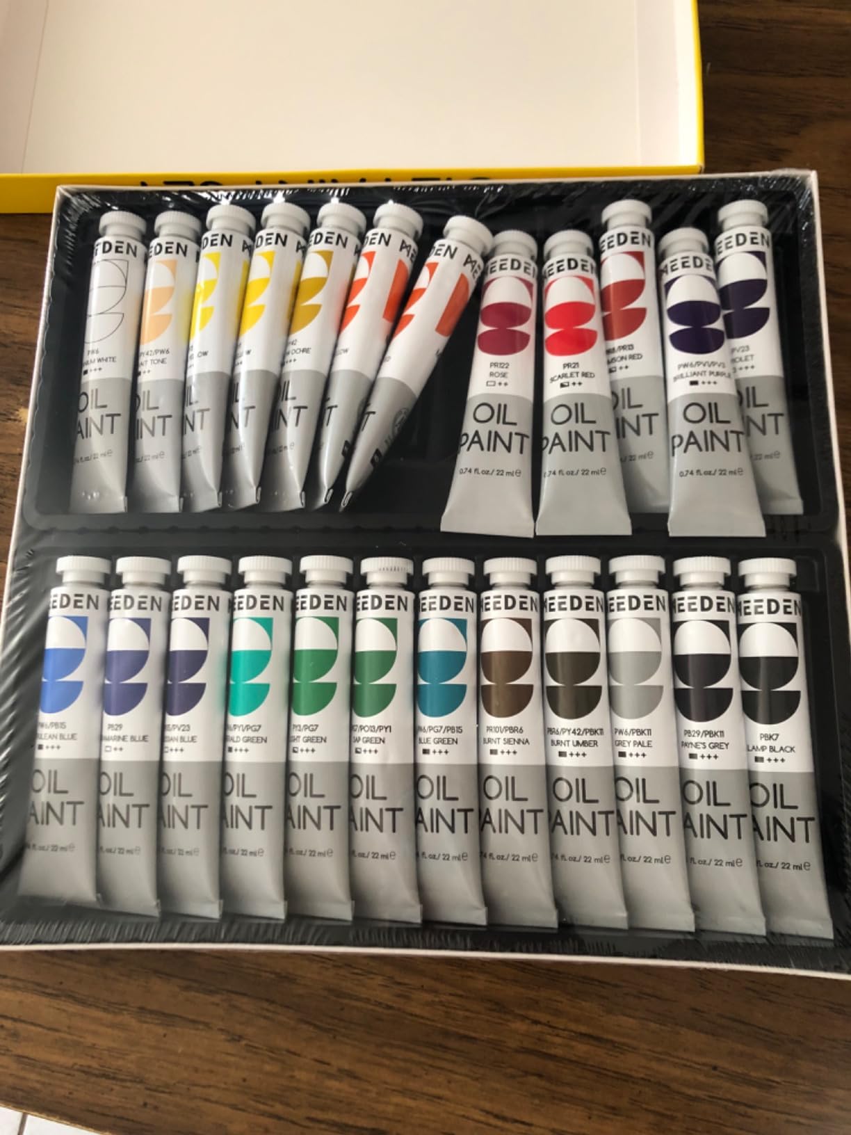 MEEDEN Oil Paint Set, Non-Toxic 24 x 22ml customer photo 1