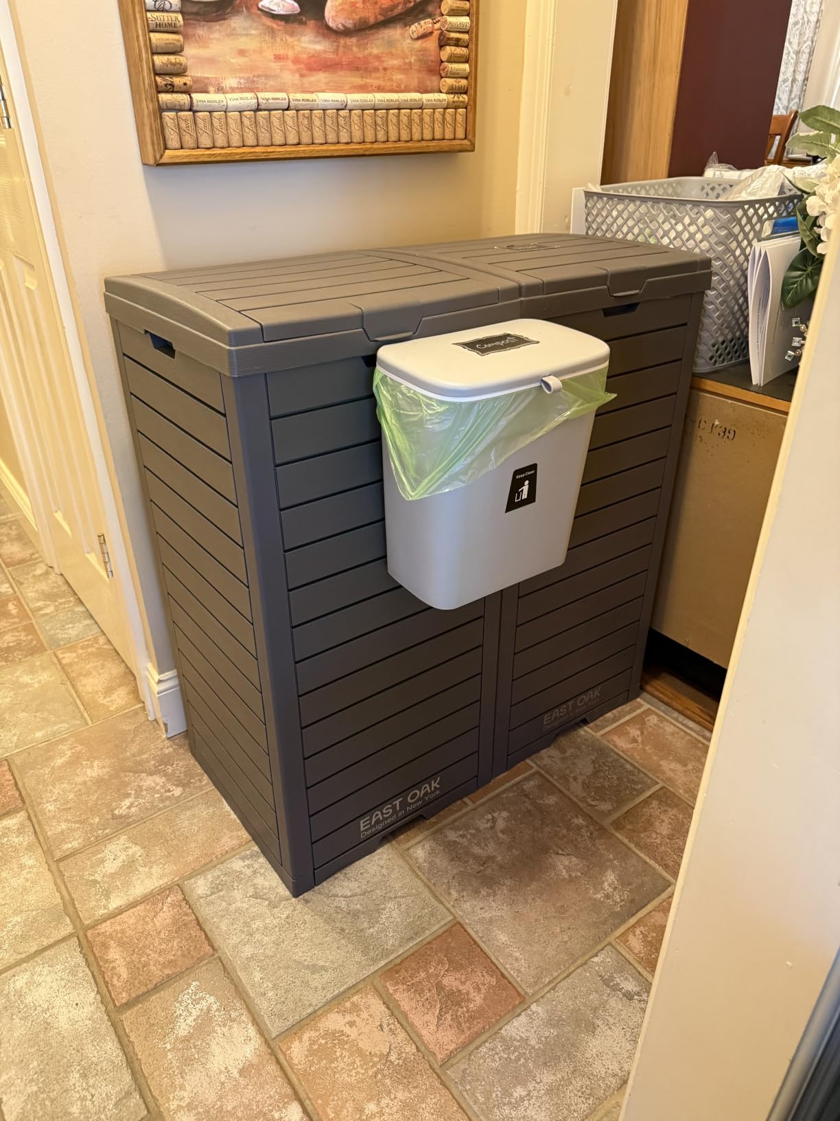 EAST OAK 38 Gallon Outdoor Trash Can | Waterproof Resin Garbage Can with Tiered Lid & Drip Tray | Outside Trash Bin for Patio | Kitchen, Backyard & Deck | Gray Color customer photo 2