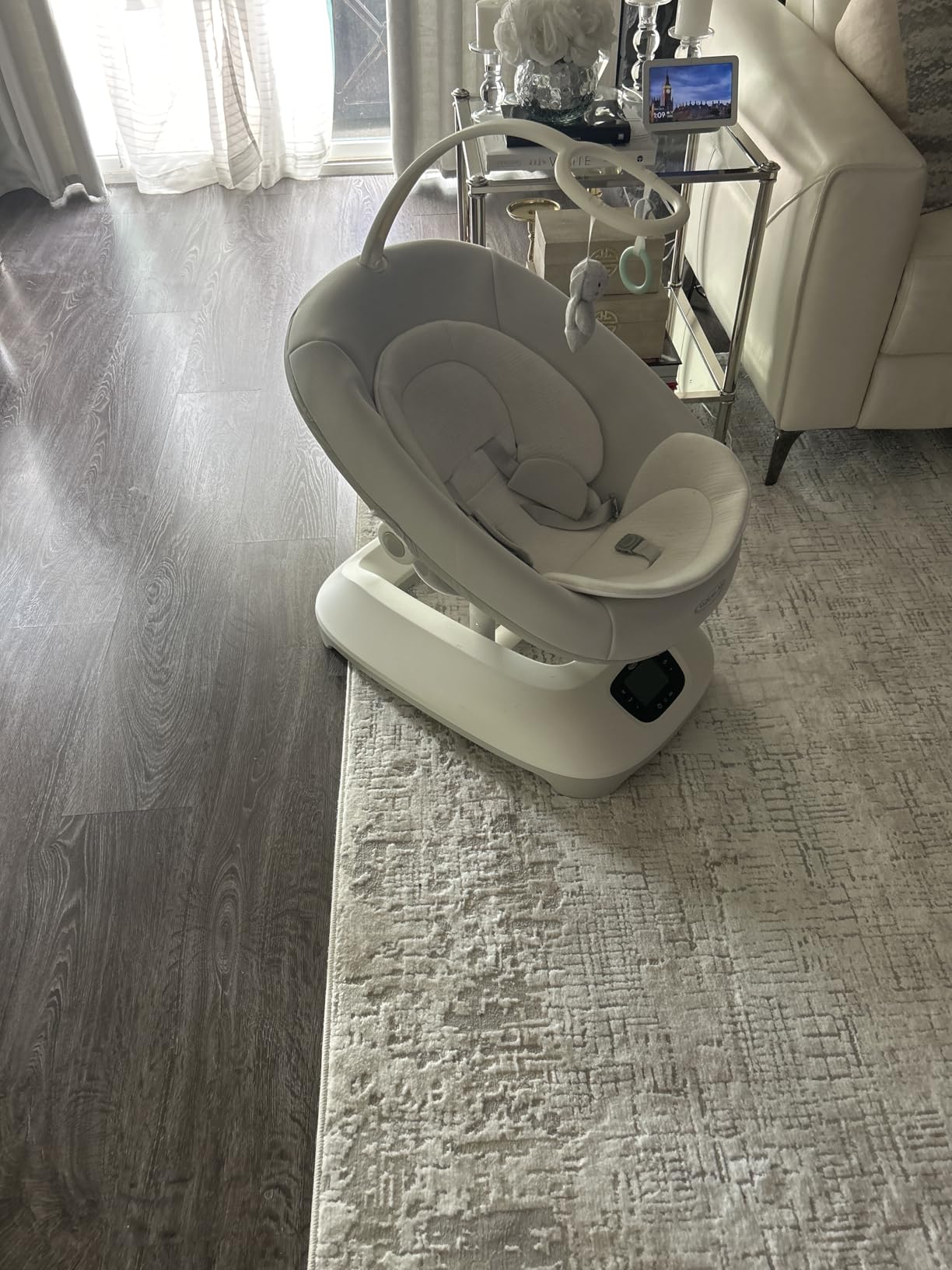 Graco SmartSense Baby Swing with Cry Detection Technology, Soothing Motions and Calming Vibrations, Comfortable Infant Support, Rori customer photo 1