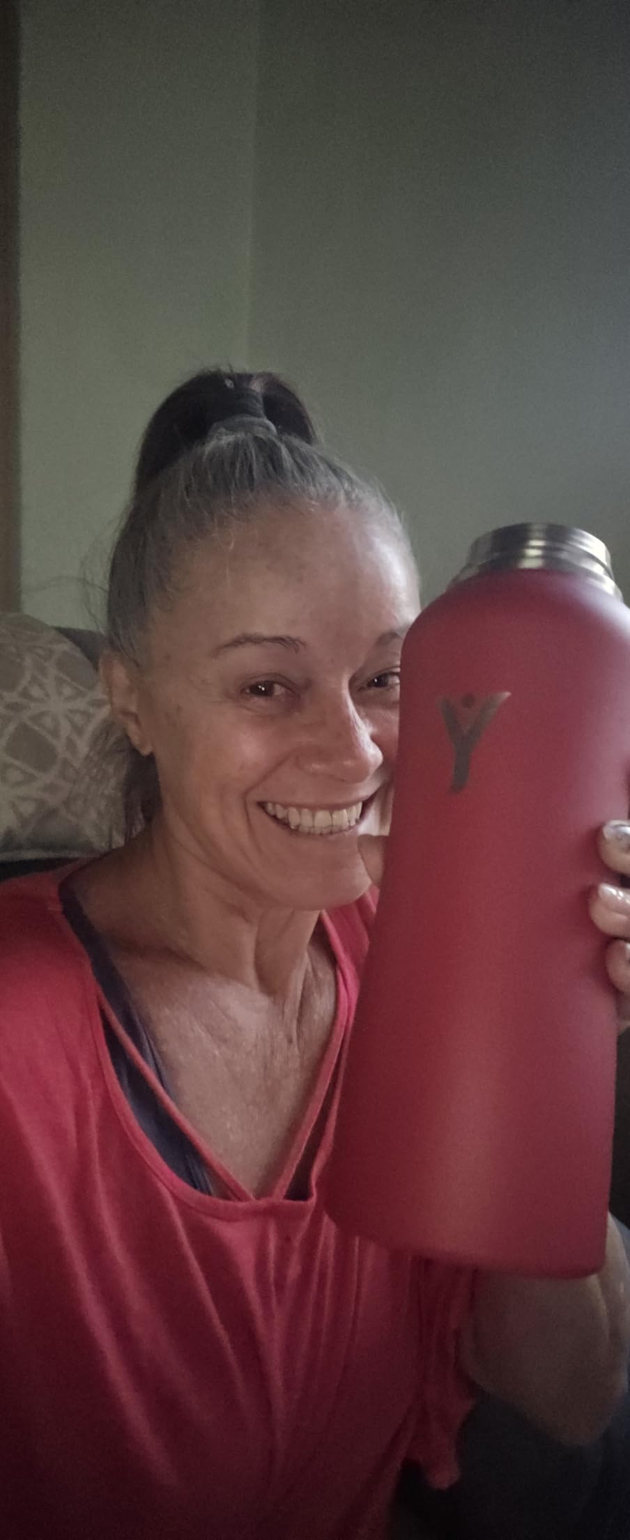DYLN Hydrogen Water Bottle, Alkaline, Vacuum Insulated, Stainless Steel | Creates hydrogen-rich water, Up to pH 9, Vacuum insulated, Keeps water cold 24 hours, 25 oz customer photo 1