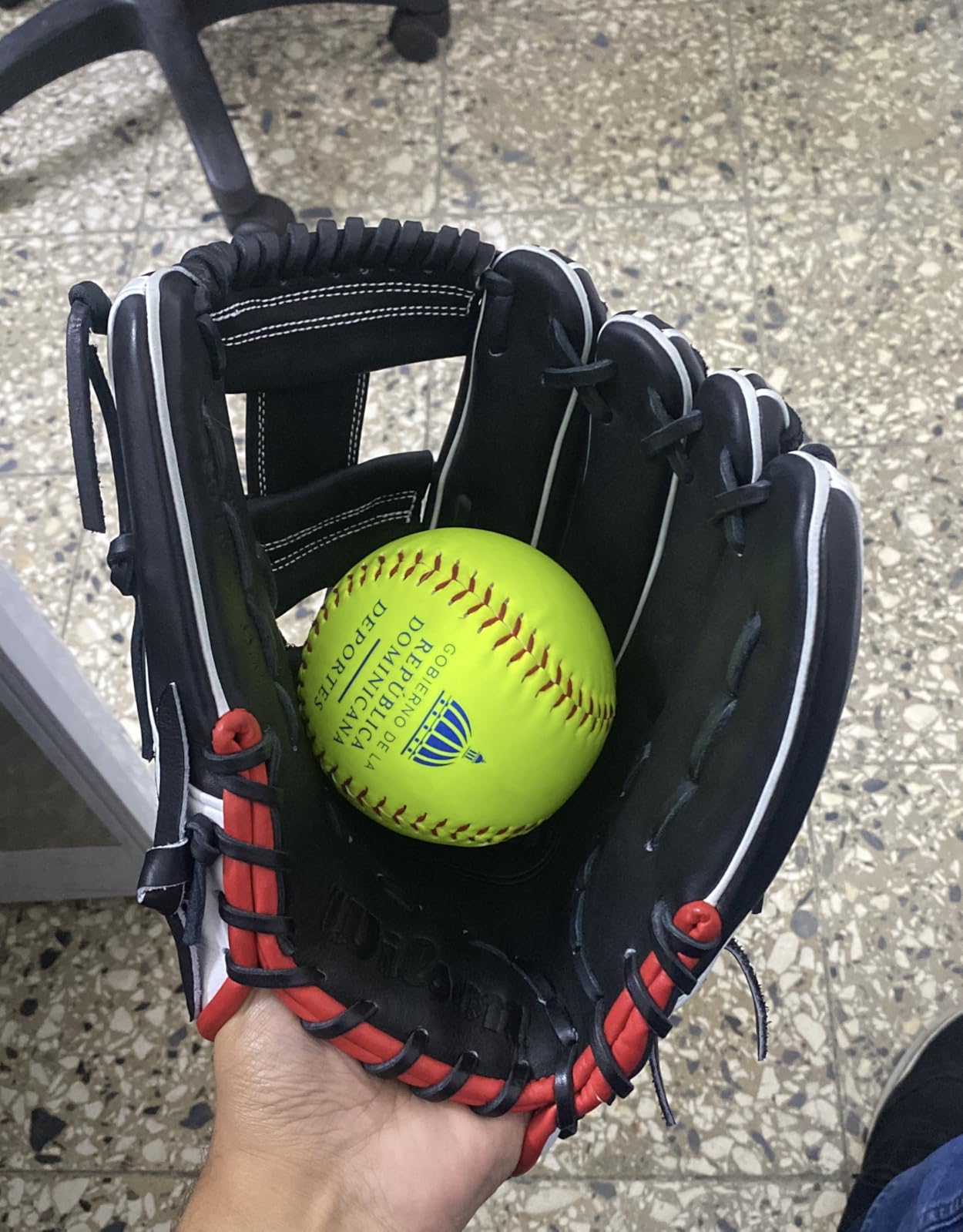 Wilson A2000 Baseball Glove customer photo 1