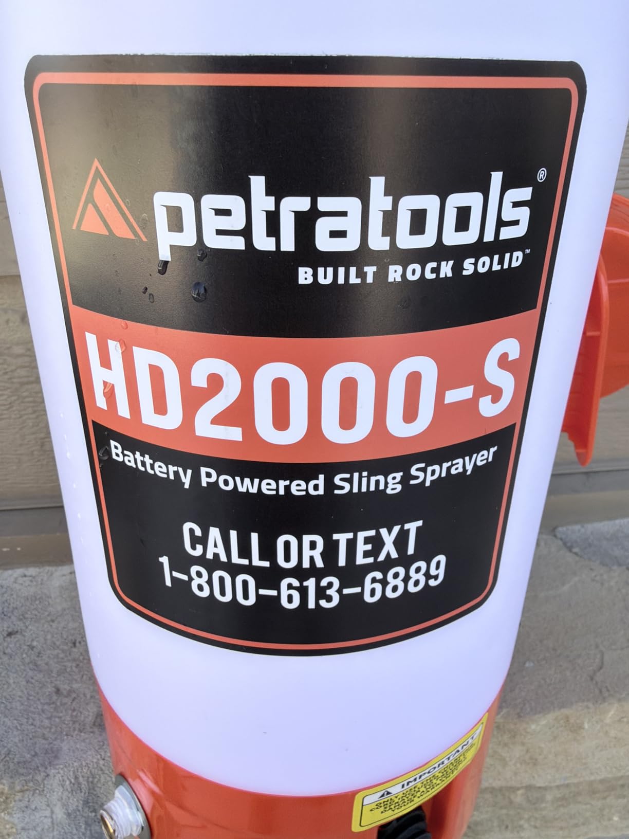 PetraTools HD2000-S 2 Gallon Battery Powered Garden Sprayer, 2 Hour Runtime | Weed Sprayer w/ 4 Ft Hose, Extendable Wand, 2 Nozzles - For Lawn Care, Weed & Pest Control, Fertilizing - Up to 20 ft Reach customer photo 1