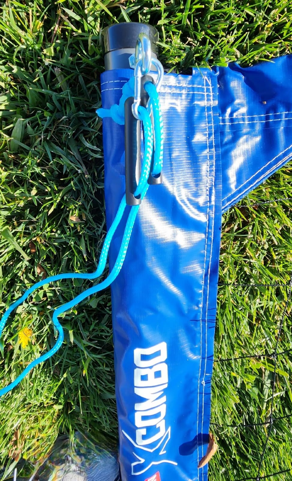 Professional Volleyball Net Set Heavy Duty for Outdoor Backyard Portable with Aluminum Adjustable Height Scoring Poles, Regulation Nets System for Tournament, Grass customer photo 2