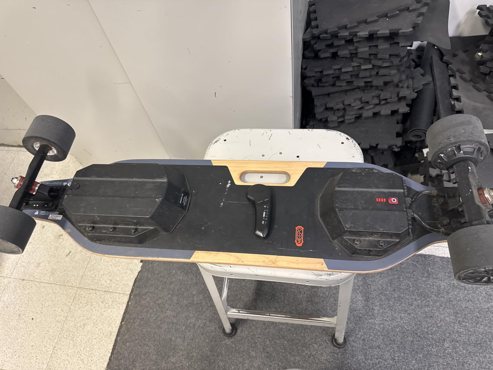 MEEPO Campus V3 Series/Envy Electric Skateboard with Remote, Top Speed Up to 29 Mph, 4 Speed Smooth Braking, Easy Carry Handle Design, Suitable for Adults & Teens customer photo 2