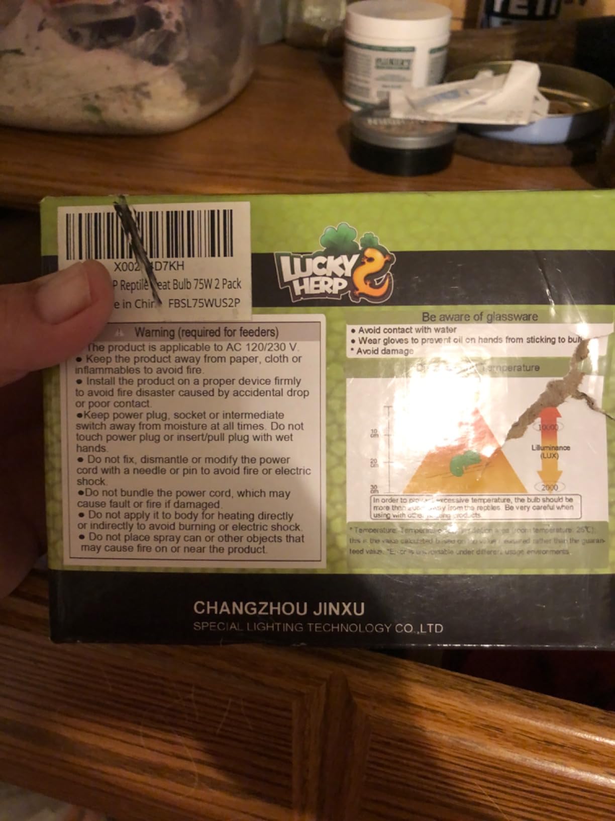 LUCKY HERP Reptile Heat Lamp Bulbs 100W, UVA Daylight Basking Bulbs 2 Pack | Fast Heating, Simulates Natural Sunlight, Ideal for Bearded Dragons Geckos Lizards Turtles Chameleons Amphibians & Chickens customer photo 1