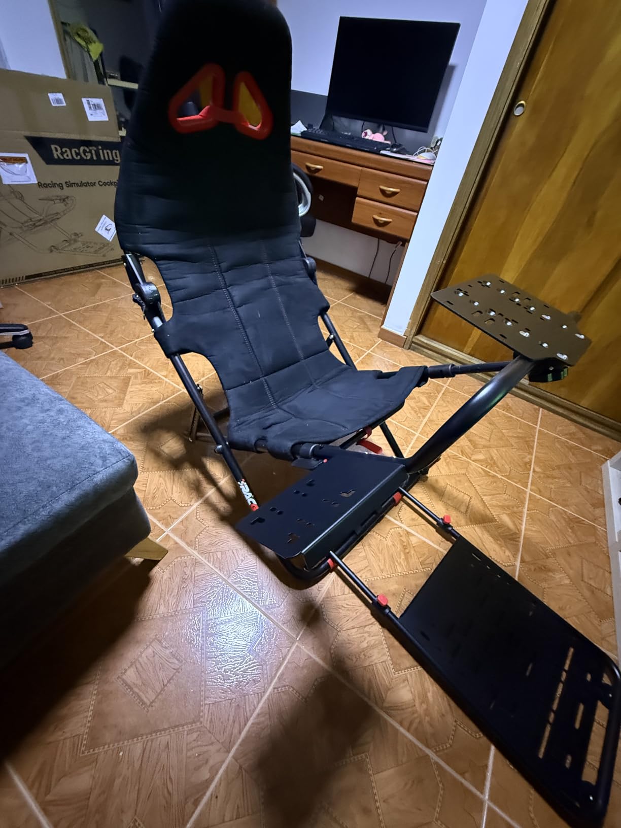 RACGTING Foldable Racing Simulator Cockpit for Logitech Thrustmaster MOZA | Sturdy steel frame, Quick assembly, 90% pre-assembled, Space-saving Storage, For apartments & living rooms customer photo 2