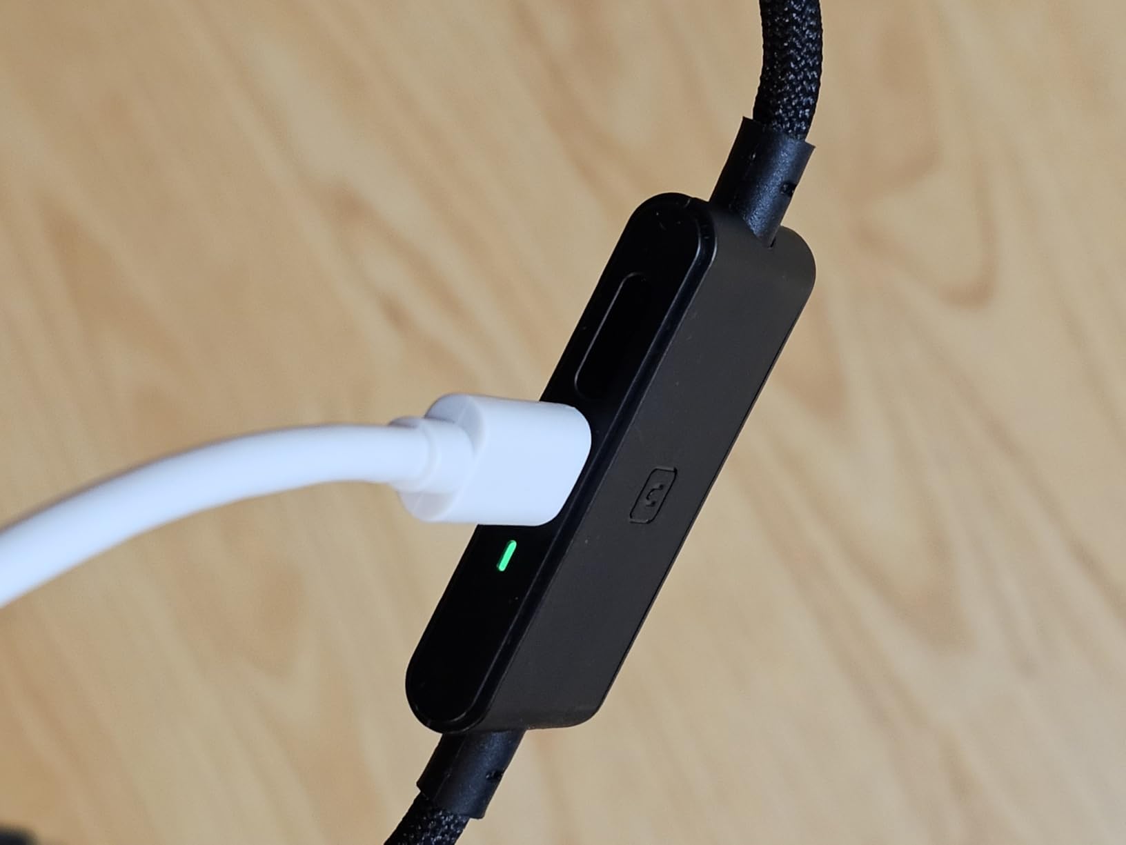 INIU 16ft VR Link Cable with Separate Charging Port, USB 3.0 to USB C Cable | USB 3.0 High Speed & Charging, Compatible for Virtual Reality Headset, Meta Quest 3S, Quest Pro, Pico 4, Steam VR, Gaming PC customer photo 1
