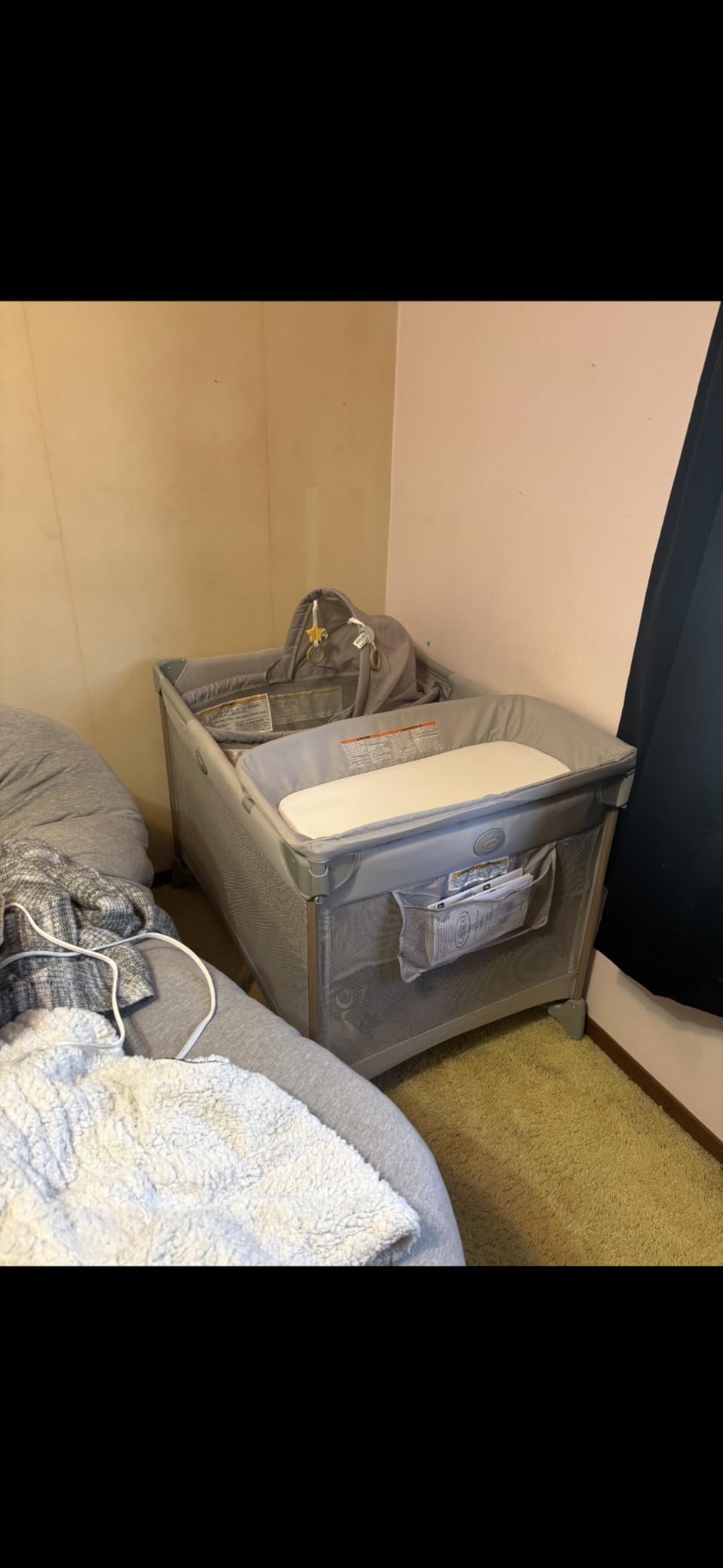 Graco Pack 'n Play Simple Solutions Playard, Cam customer photo 1