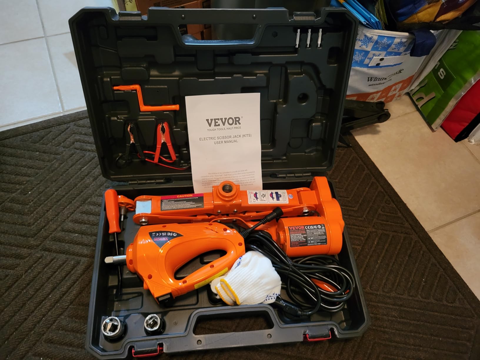 VEVOR Electric Car Jack 5 Ton with Electric Impact Wrench & Inflator Pump | 12V 11023 lbs Hydraulic Floor Jack, Portable Tire Changing Kit, with LED Light, for SUV Sedan Truck, Garage Repair Tool customer photo 1