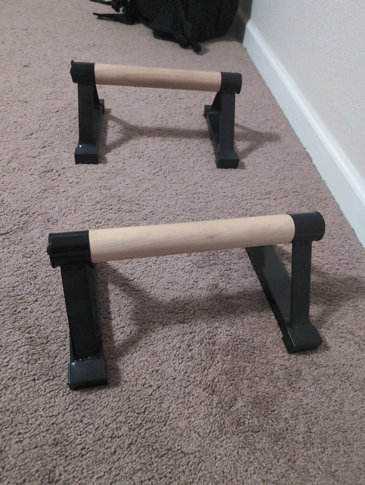 Wood push up bars Parallettes bars Anti-slip Handstand Bars for Calisthenics, Fitness, Floor workouts Solid Wood with Sturdy Metal Bracket, Support 500 lbs customer photo 1