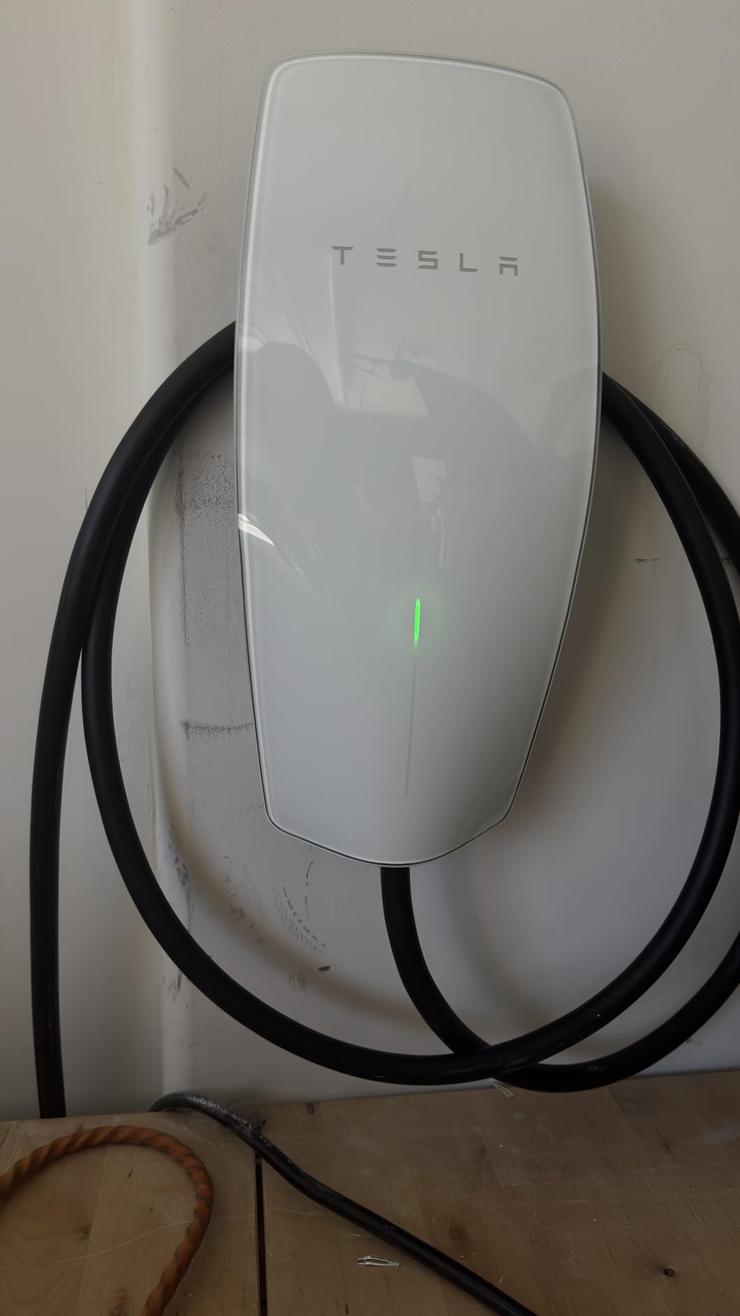 Tesla Wall Connector - Electric Vehicle (EV) Charger - Level 2 - up to 48A with 24' Cable customer photo 2