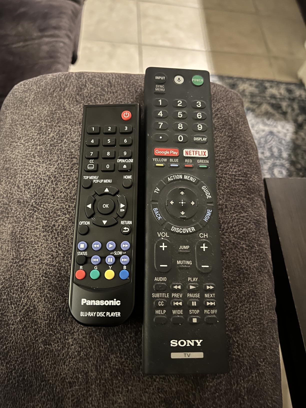 Panasonic Blu-Ray Player with Full HD Picture Quality and Hi-Res Dolby Digital Sound, DMP-BD84P-K Blu Ray DVD Player, Black customer photo 2