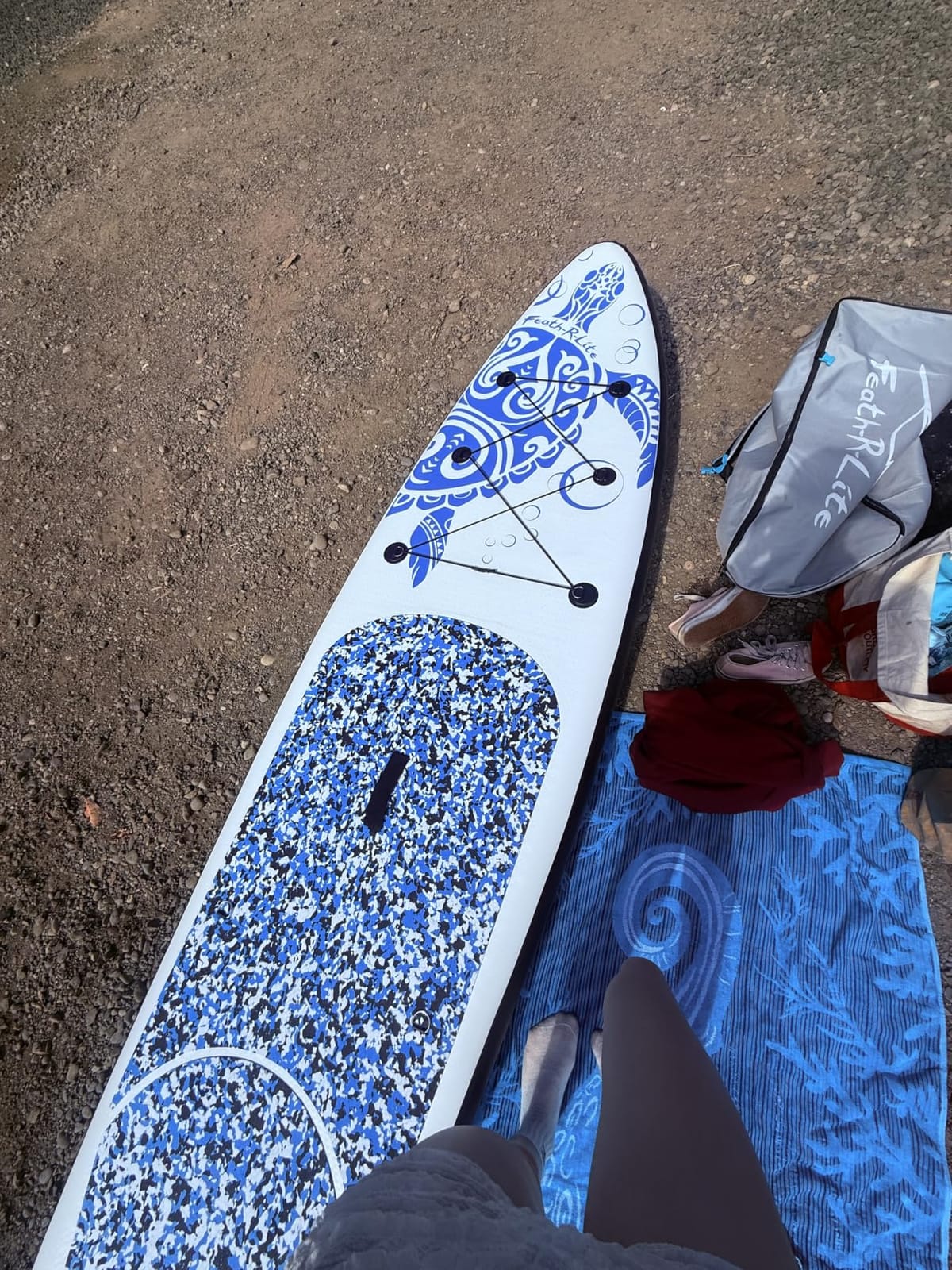 FEATH-R-LITE Inflatable Stand Up Paddle Board with Beginner SUP Accessories | 10'6''/11' Ultra-Light SUP, Anti-Slip EVA Deck, Versatile Yoga Inflatable Paddle Boards customer photo 1