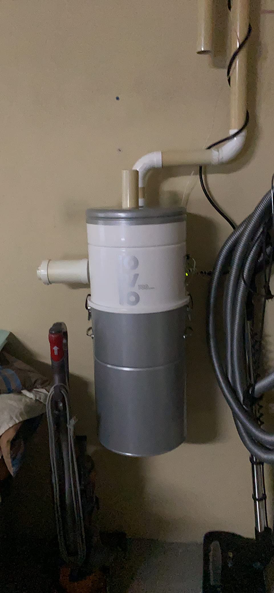OVO 700 Airwatts Heavy Duty Powerful Central Vacuum System, Hybrid Filtration (with or Without Disposable Bags) 35L or 9.25Gal Bottom Load Dust Bin customer photo 1