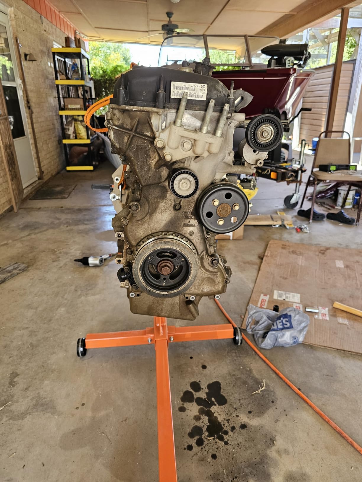VEVOR Engine Stand, 750 lbs (3/8 Ton) Rotating Engine Motor Stand with 360 Degree Adjustable Head, Cast Iron Motor Hoist Dolly, 4-Caster, 4 Adjustable Arms, for Vehicle Maintenance, Auto Repair customer photo 2