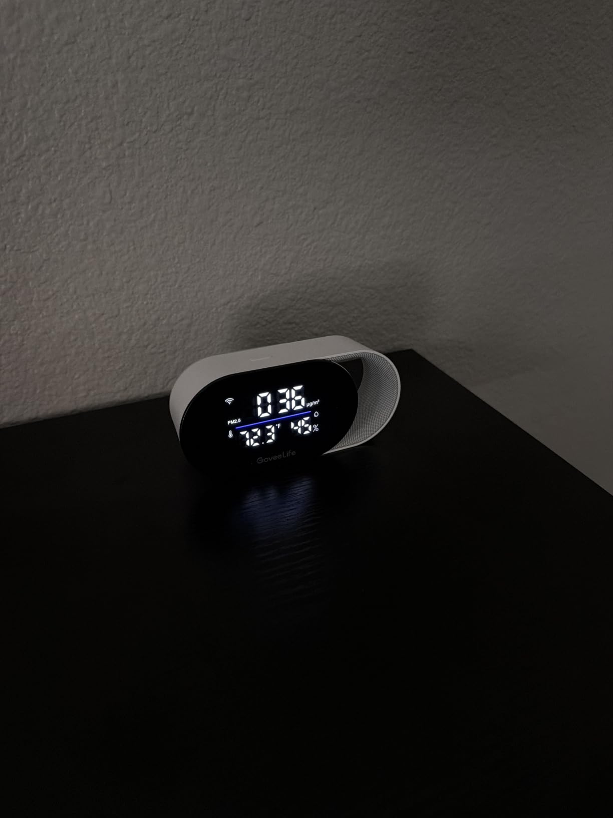 GoveeLife Smart Air Quality Monitor with PM2.5, WiFi, Temperature & Humidity Sensors, LED Display, 2s Refresh, 2-Year Data Storage, for Home & Office Wired customer photo 1