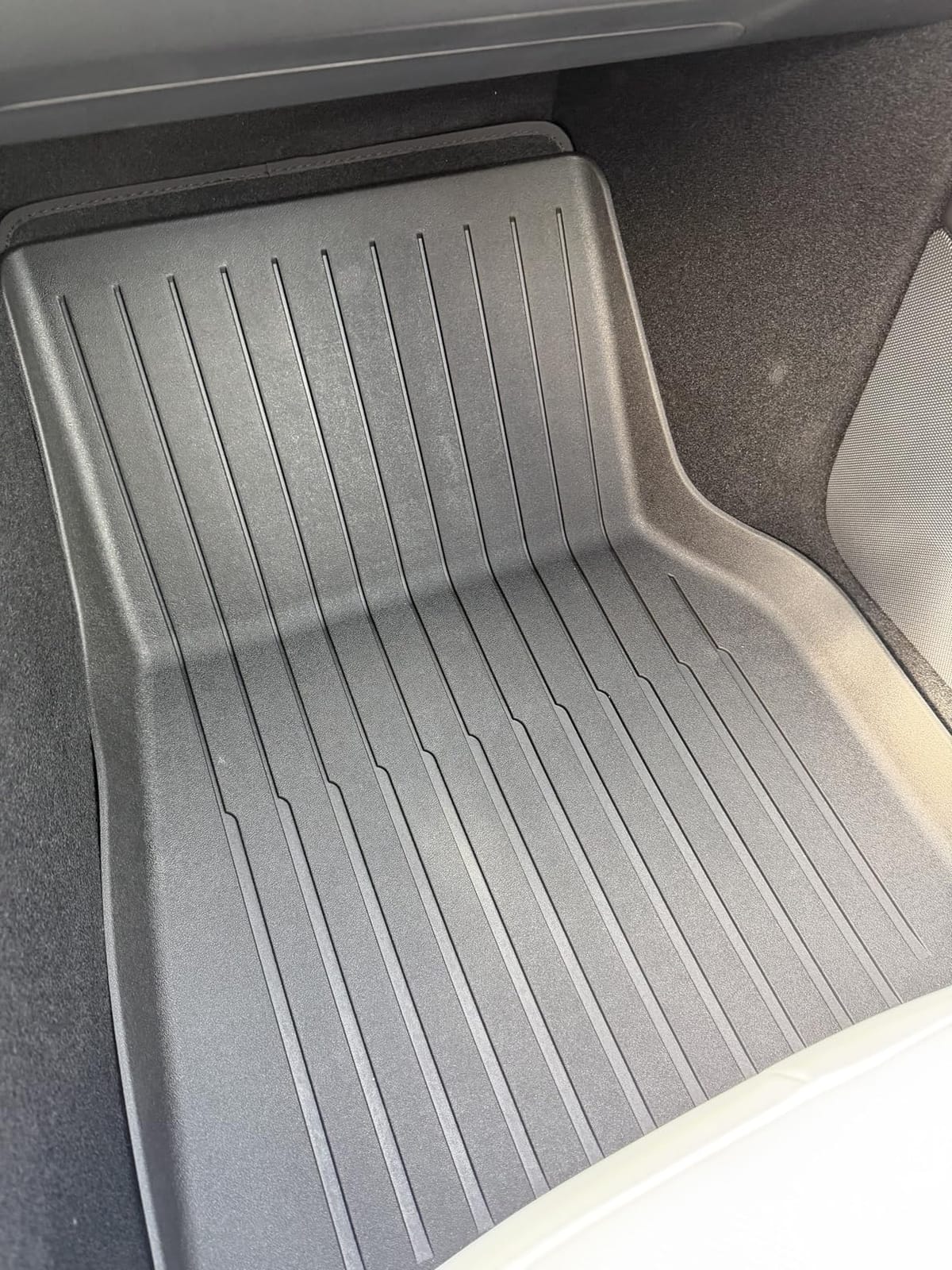 SUPER LINER Tesla Model Y Juniper Floor Mats 2025-2026 & Cargo Liners 10 PCS | Seatbacks, Full Set Extra-Thick TPE for 5-Seater | All-Weather Pet Friendly customer photo 1