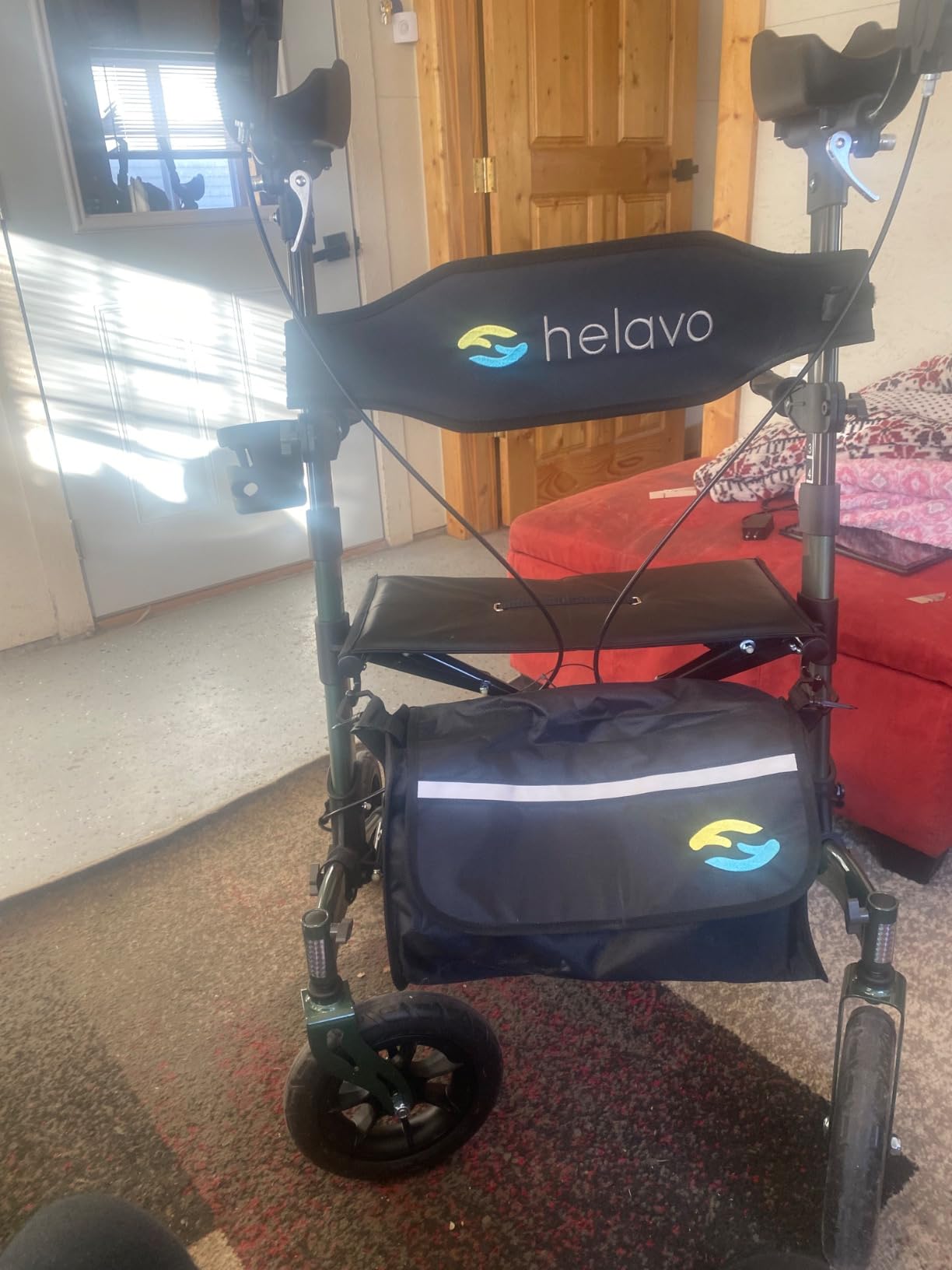 Helavo Upright Walker with Seat, Foldable Stand Up Walker with Rubber Tires | All Terrain Tall Standing Rollator, Padded Armrests, Height Adjustable, Aluminium Frame, 22.7 lbs, 300 lbs Capacity customer photo 2