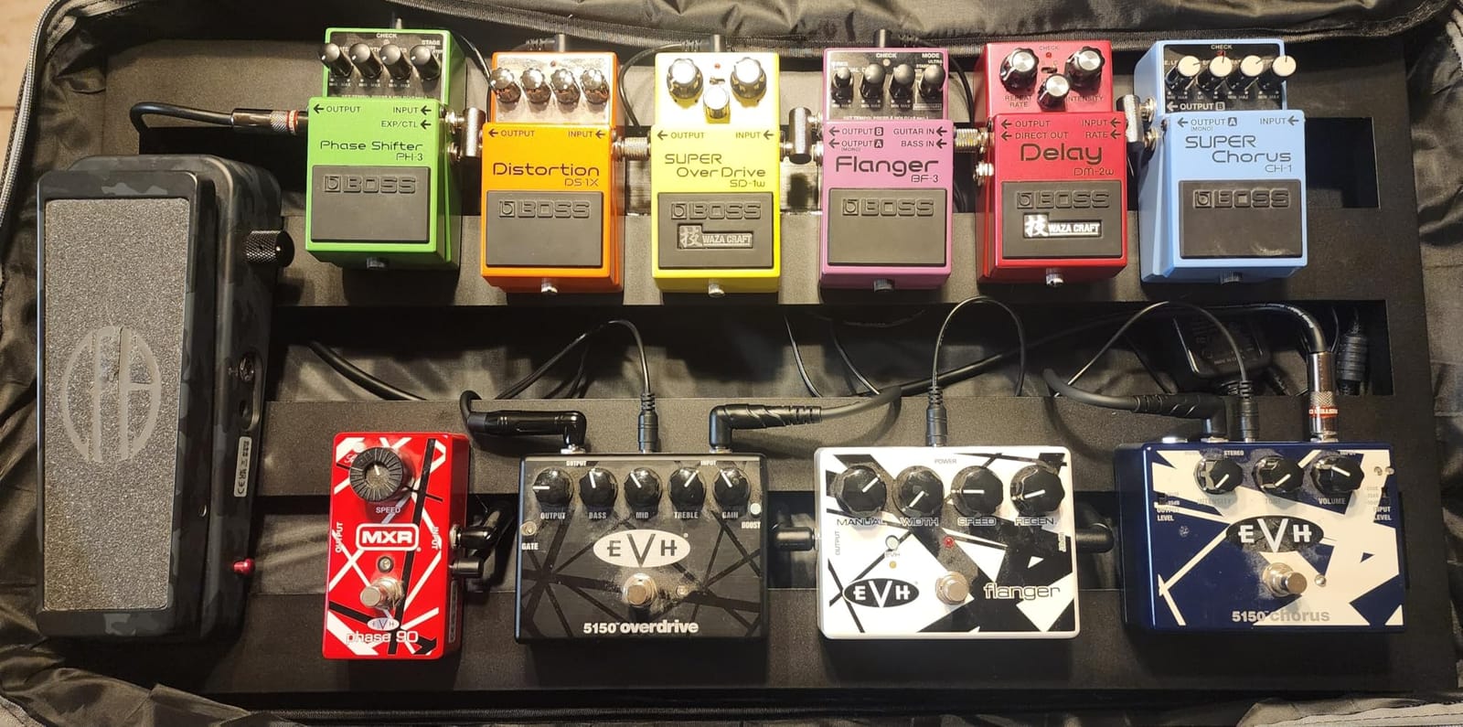 STRICH Guitar Pedal Board Aluminum Alloy 2.65lb Lightweight Effect Pedalboard 22'' x 12.5'' with Carry Bag, STANDARD 22 (Angled) customer photo 1