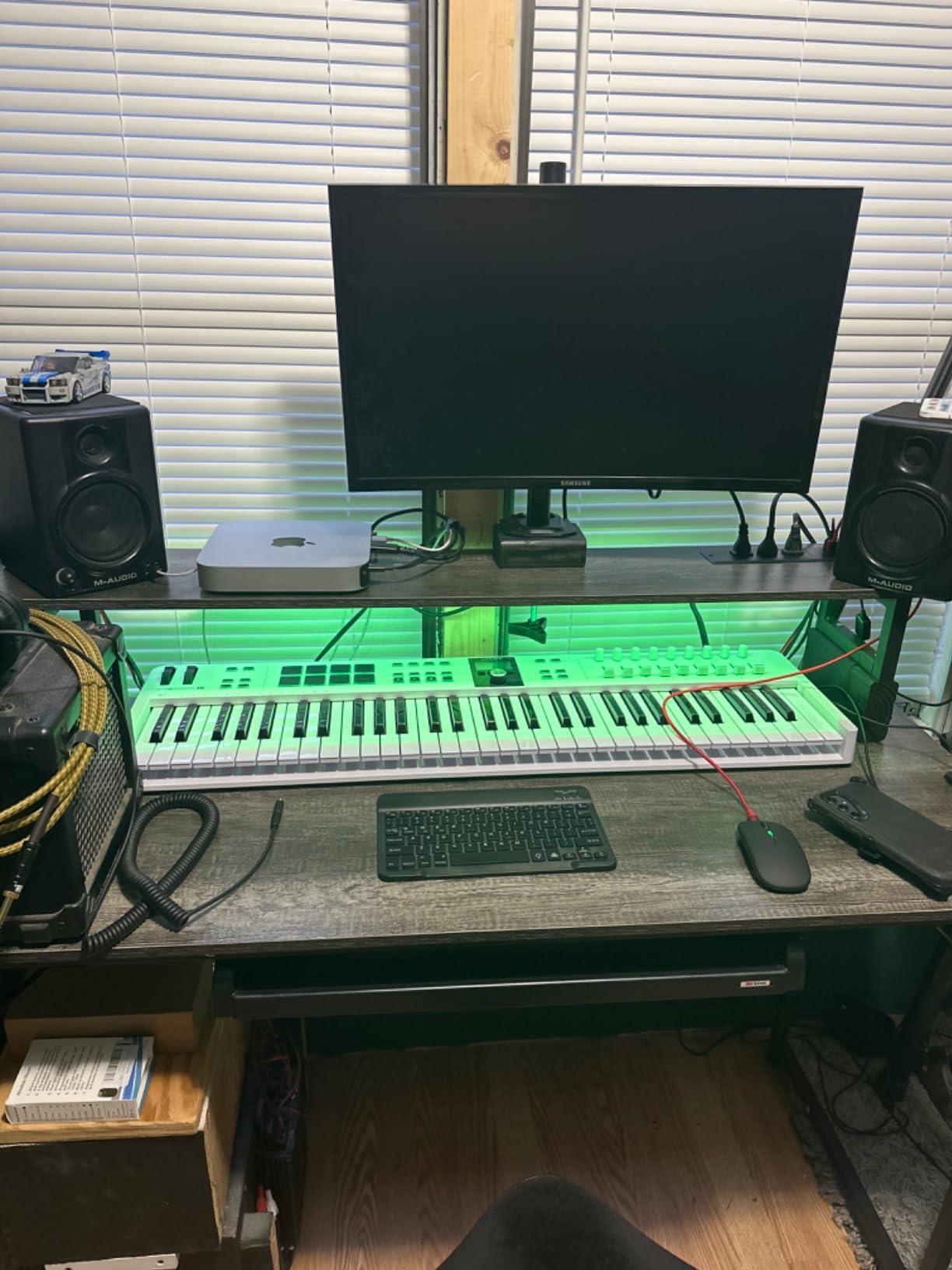 Arturia KeyLab Essential mk3 - 61 Key USB MIDI Keyboard Controller with Analog Lab V Software Included customer photo 2