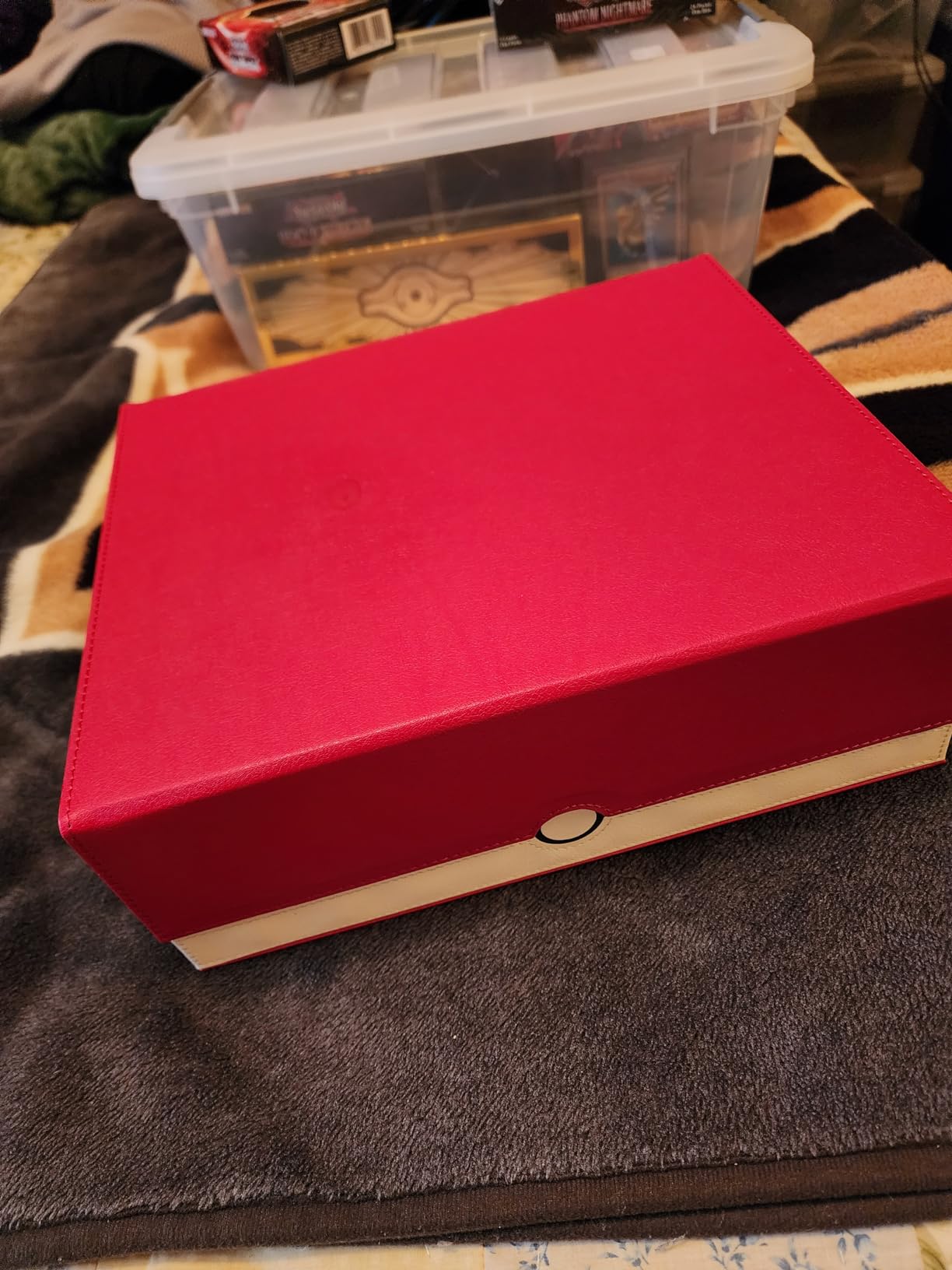 UAONO Trading Card Storage Box Holds 2400+ Cards, Bulk Card Storage, Magnetic Closure PU Leather customer photo 1