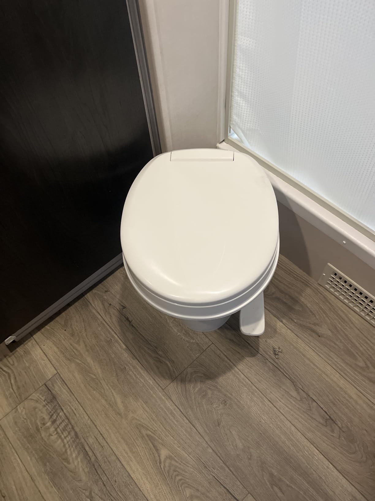 SEAFLO RV Toilet - 18.4