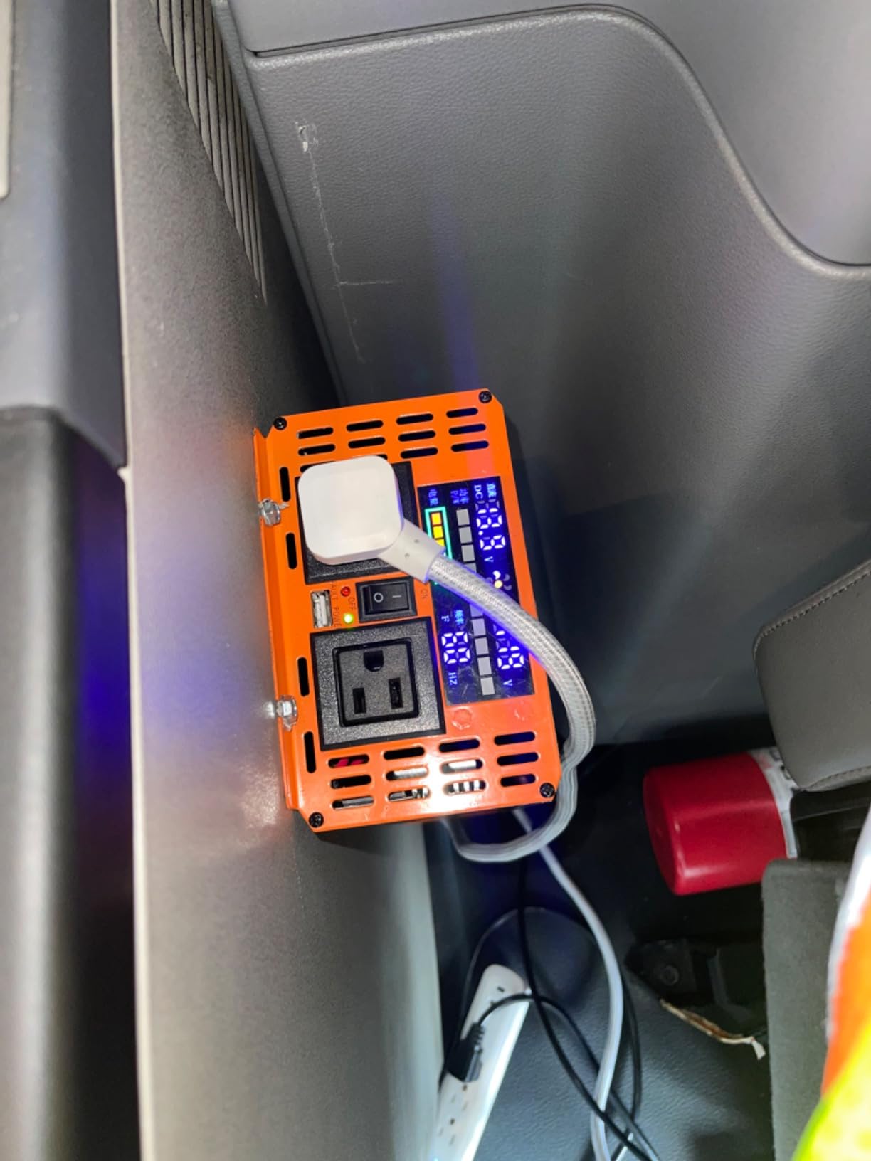 3000 Watt Power Inverter, Car/Home 12V DC to 110V/120V AC Car Converter | with 200ft Remote Controll, LED Display, Dual AC Outlets, USB Port, Dual Smart Fans, Cables Included, Suitable for Home, RV customer photo 2