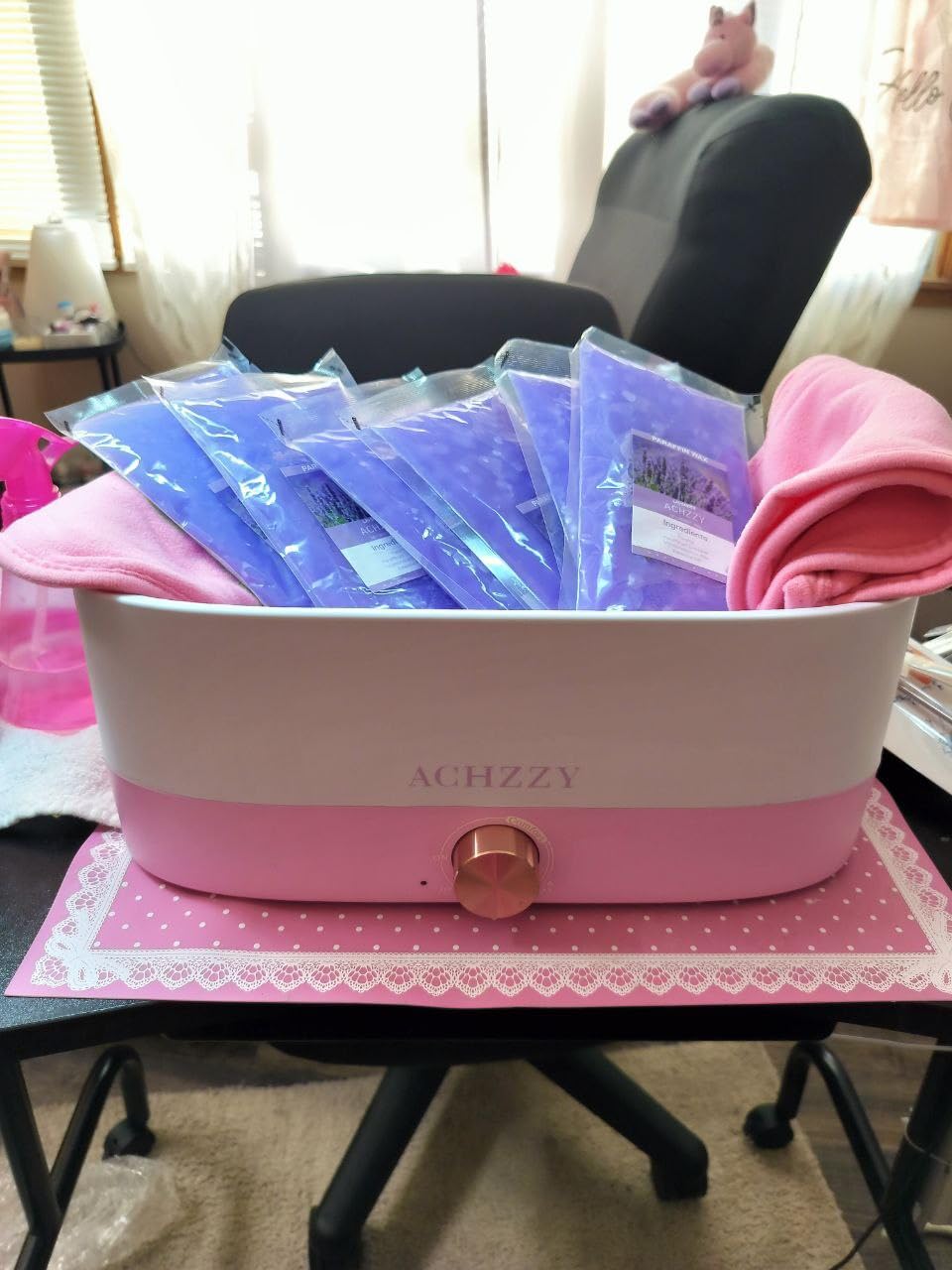 Achzzy Paraffin Wax Machine for Hands and Feet, 4000ml Paraffin Bath, Paraffin Wax Warmer with Refills, Nourishing and Moisturizing, Professional-Grade Spa Treatment for Soft and Smooth Skin customer photo 2
