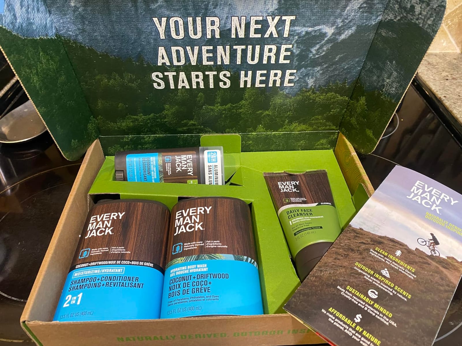 Every Man Jack Bath and Body Shower Gift Set for Men, Amber Sandalwood | Hydrating Body Wash, 2-in-1 Shampoo Conditioner, Aluminum-Free Deodorant, Face Wash, Clean Ingredients, Full Routine in a Box customer photo 2
