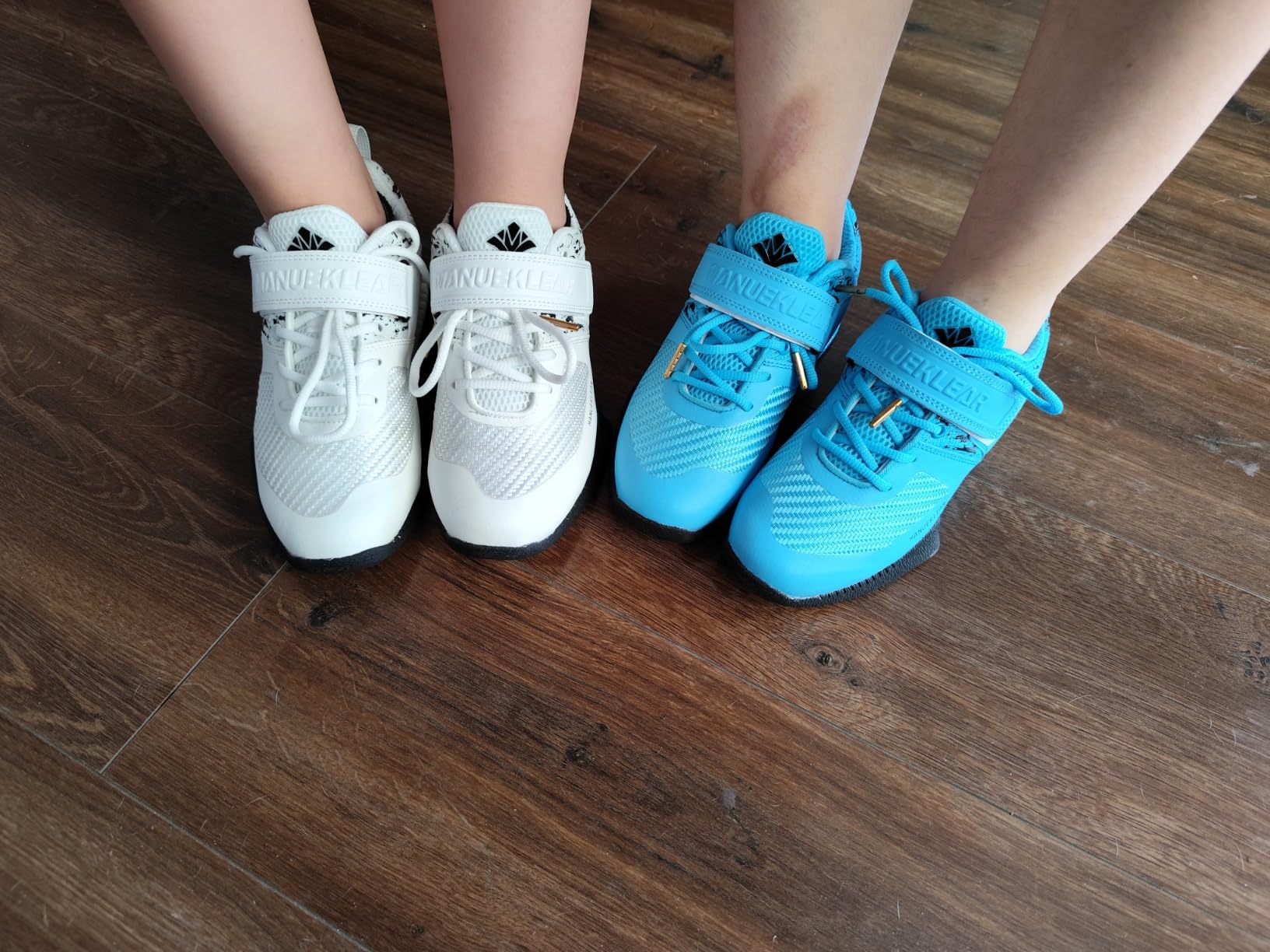 MANUEKLEAR Weight Lifting Shoes Men, Professional Training Weightlifting Shoes, Squat Shoes for Powerlifting with Rubber Non-Slip Sole customer photo 1