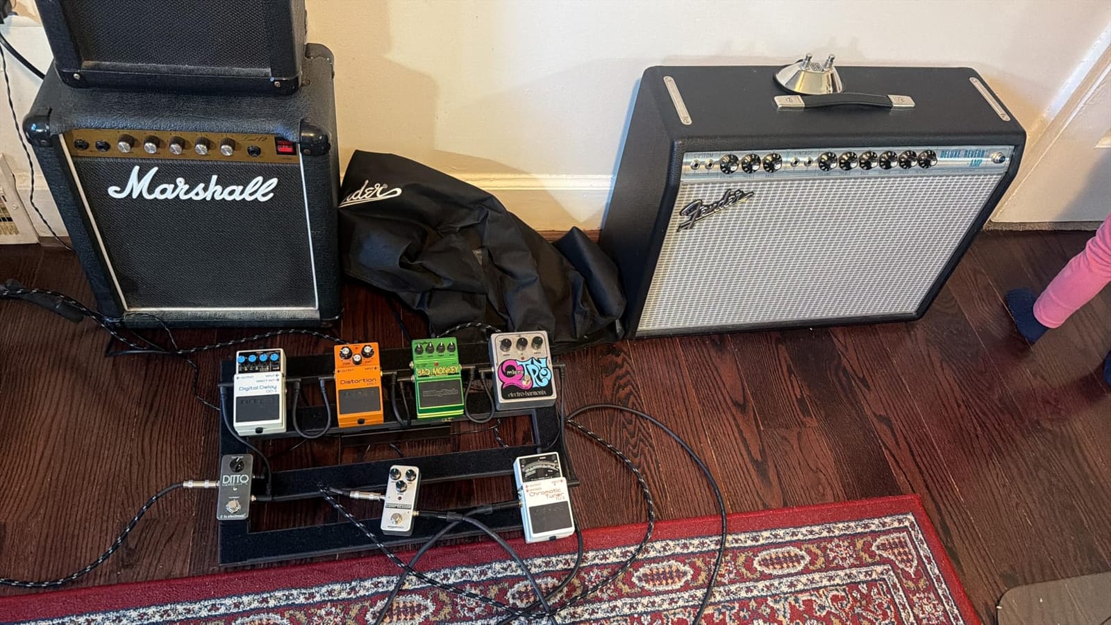 Ghost Fire Guitar Pedal Board Aluminum Alloy 1.76lb Super light Effect Pedalboard 19.8''x11.5'' with Carry Bag and Effects Pedal Patch Cables(3 Pack) customer photo 1