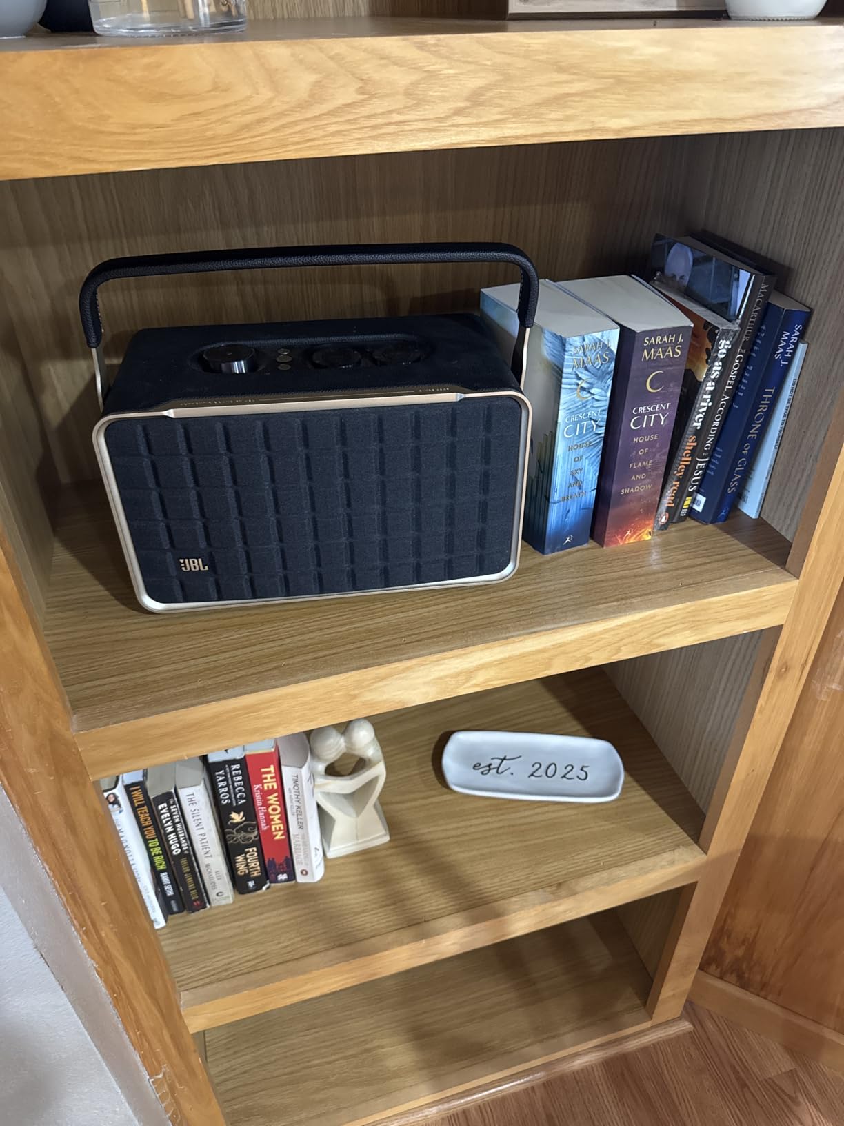JBL Authentics 300 Portable Smart Speaker with Voice Control - Black | Up To 8 Hours Battery, Dual Voice Assistants, Multiroom Music Streaming, Easy Carry Handle For Moving Around Home customer photo 2