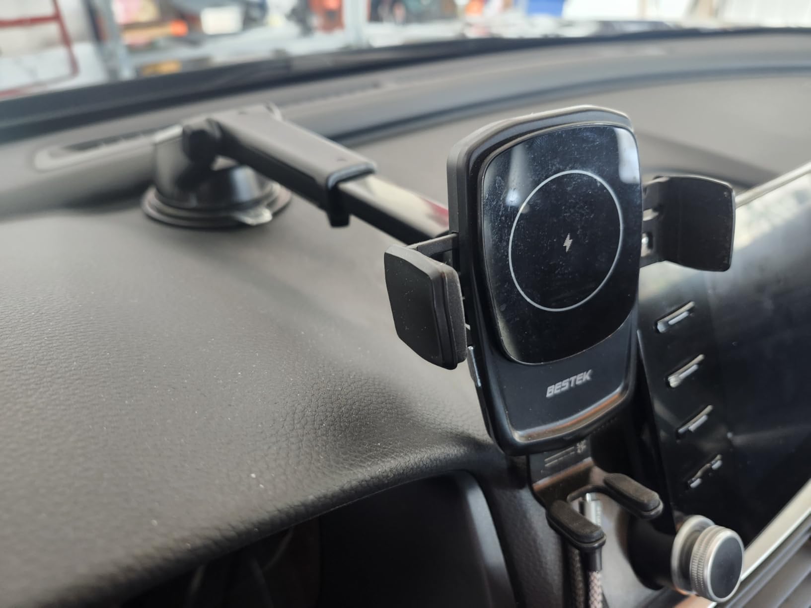 3-in-1 Wireless Car Charger Mount, 15W Fast Charging Auto-Clamping Phone Holder for iPhone 17 16 15 14, Samsung Galaxy S24 S23, Dashboard, Vent & Windshield Car Mount customer photo 2