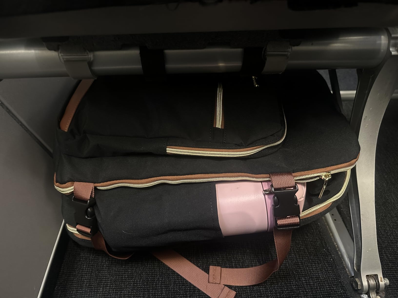 LOVEVOOK 40L Large Travel Backpack for Women Men, 17 Inch Carry on Backpack for Traveling on Airplane, Personal Item Bag Airline Approved, Business Causal Weekender Backpack, Black-Brown customer photo 1