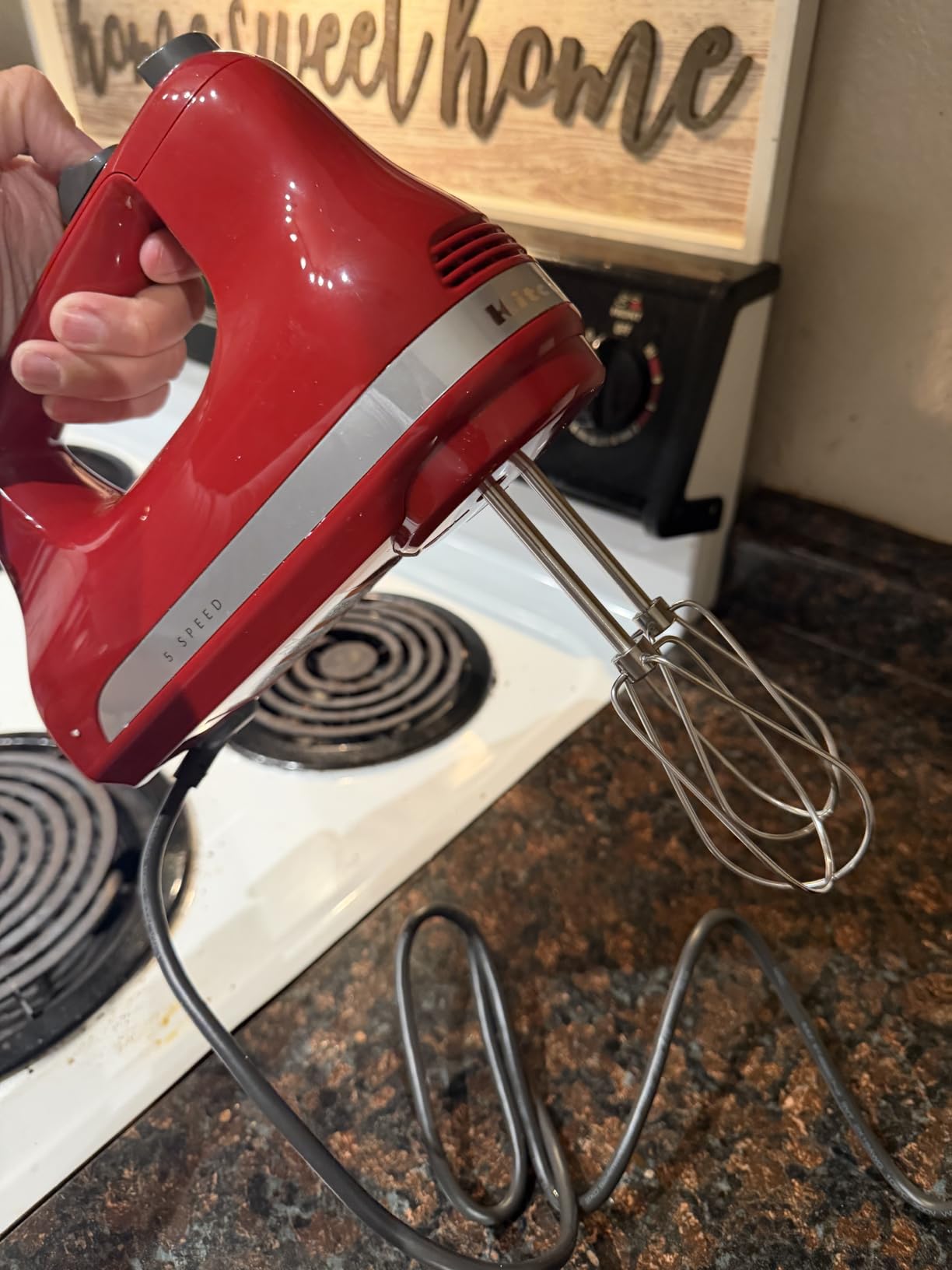 KitchenAid 5 Ultra Power Speed Hand Mixer, KHM512, Contour Silver | 5 Speeds, Lockable swivel cord, Turbo Beaters, Easy release button, Dishwasher-safe beaters customer photo 1