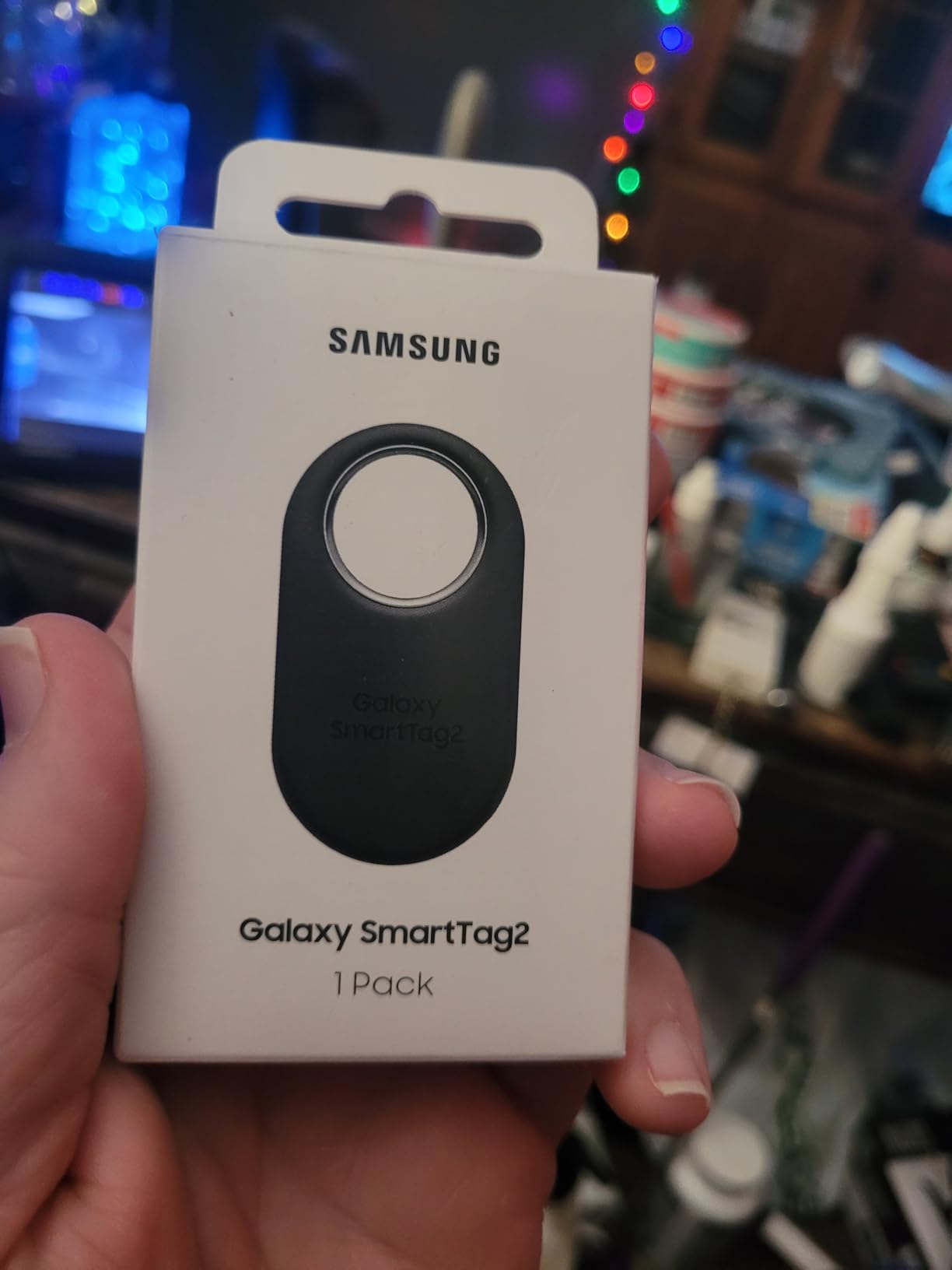SmartTag2 (2023) Bluetooth + UWB, IP67 Water and Dust Resistant, Findable via App, 1.5 Year Battery Life - Black (International Version) customer photo 1