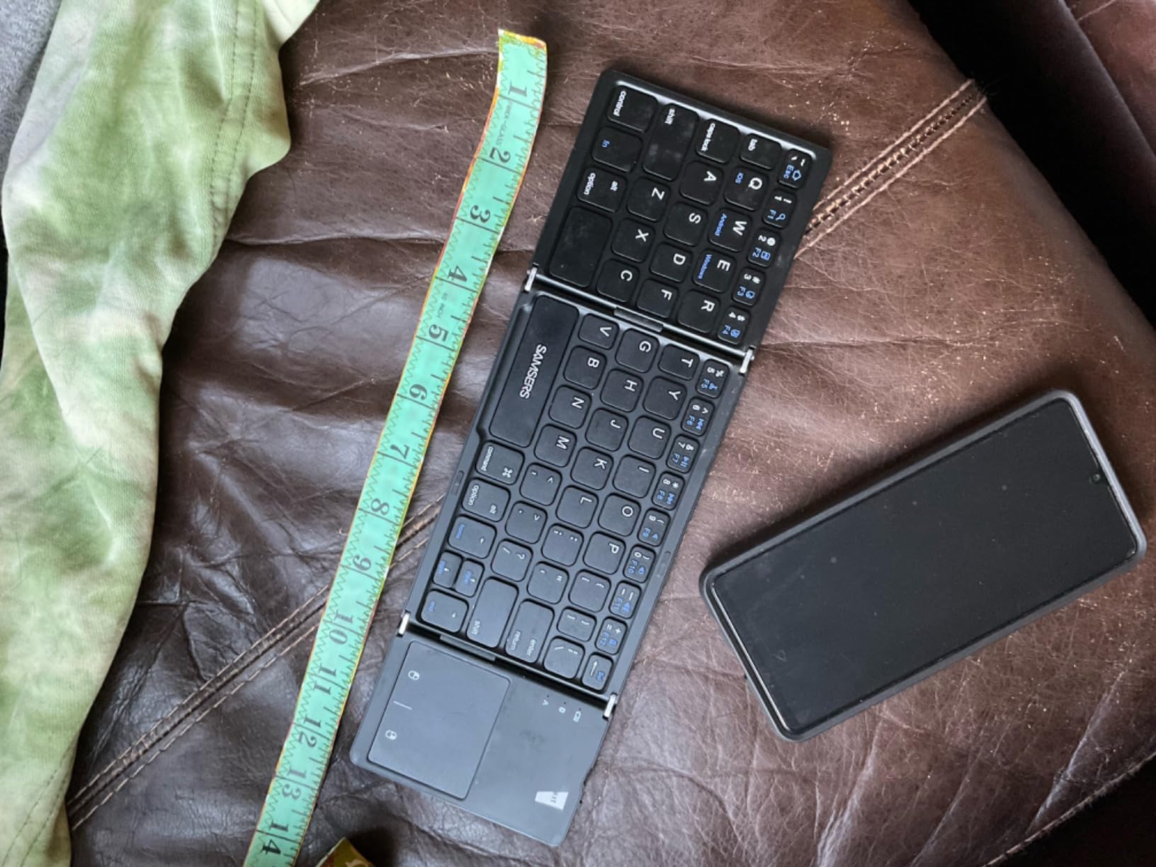 Samsers Foldable Bluetooth Keyboard with Touchpad, Ultra Slim Compact,Black | Multi-touch Trackpad, Full Size, Phone Holder, USB-C Charging, 1 Device, for Android Windows iOS Mac OS, Mobile Productivity customer photo 1