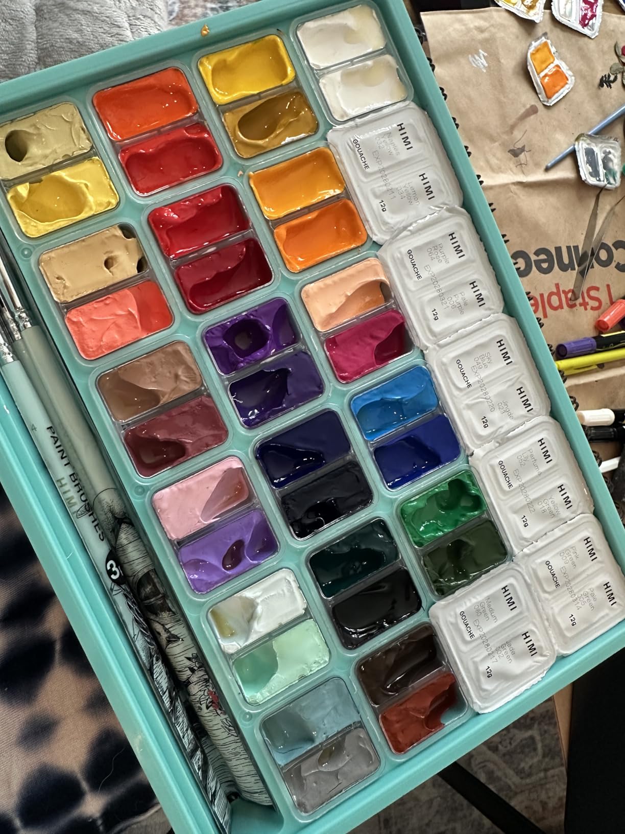 HIMI Gouache Paint Set, 48 Colors x 0.4 oz, Twin Jelly Cup, 3 Brushes | Non-toxic, 3 brushes and palette, opaque matte finish, smooth blending, portable case, for students and beginners customer photo 1