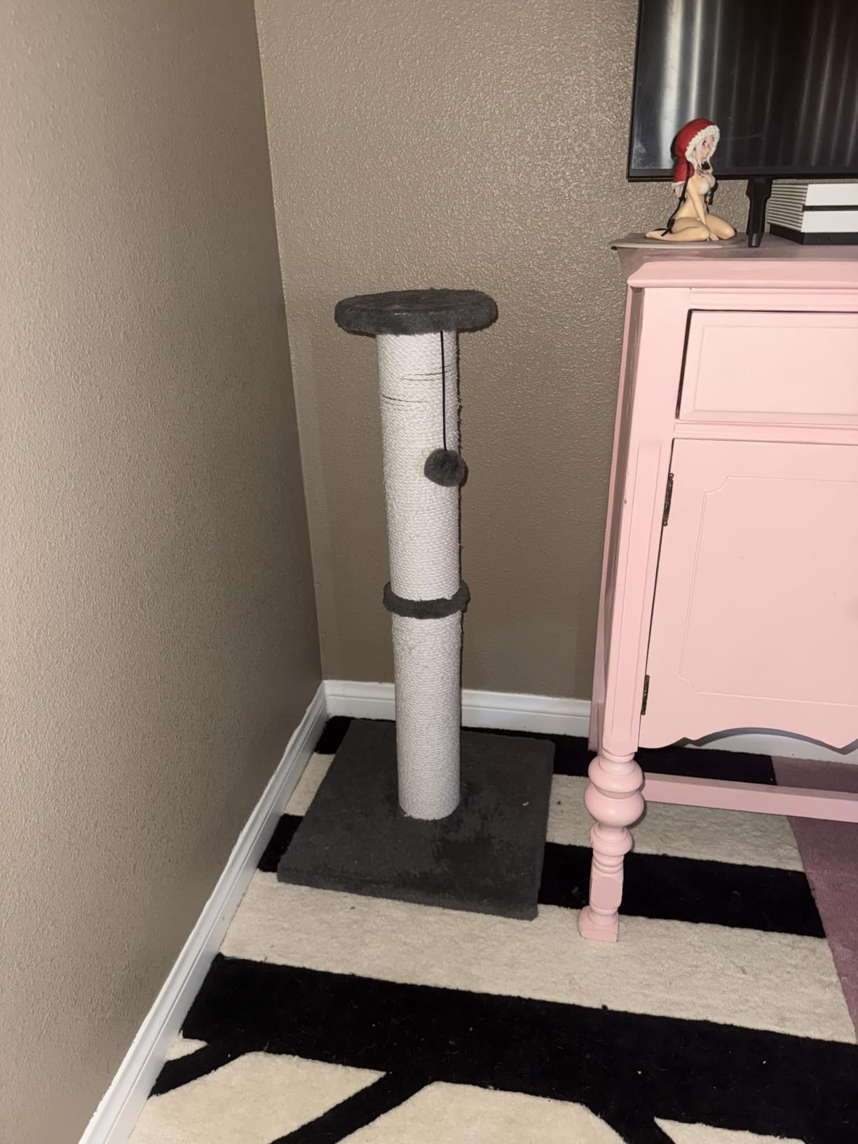 Cat Scratching Post 34 Inches Heavy Duty and Thicker Cat Scratching Post Cotton Rope with Hanging Ball and Mice Scratching Post for Indoor Cats and Adult(Grey) customer photo 1